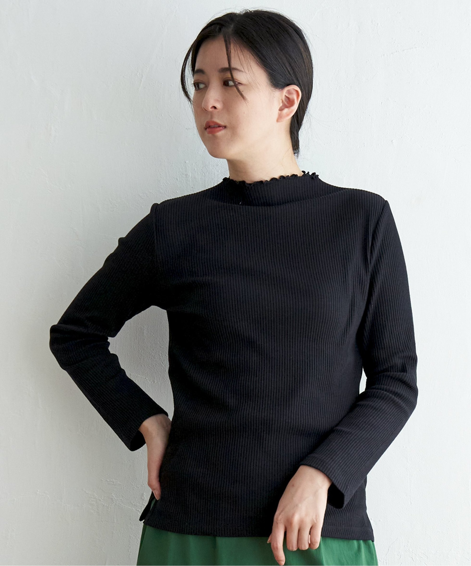 【イッカ/ikka】の【親子コーデ】三角テレコ長袖Tシャツ インテリア・キッズ・メンズ・レディースファッション・服の通販 founy(ファニー) 　ファッション　Fashion　レディースファッション　Fashion for Women　トップス・カットソー　Cut & Sew Tops　シャツ・ブラウス・オフィスカジュアル　Elegant Blouses & Button-Ups　ロングTシャツ・Tシャツ　Longline T-Shirts & Tees　インナー　Innerwear　カットソー　Cut and Sewn Top　スウェット / スエット　Sweatshirt, Sweatwear　スリット　Slit, Slit Detail　テレコ　Ribbed, Rib Stitch　長袖　Long Sleeve, Full Sleeve　ハイネック　High Neck, Mock Neck　フリル　Frill, Ruffle　ベーシック　Basic, Essential　ボーダー　Border, Stripe　おすすめ　Recommended / Our Picks　ブラック|ID: prp329100004650263 ipo3291000000033594734