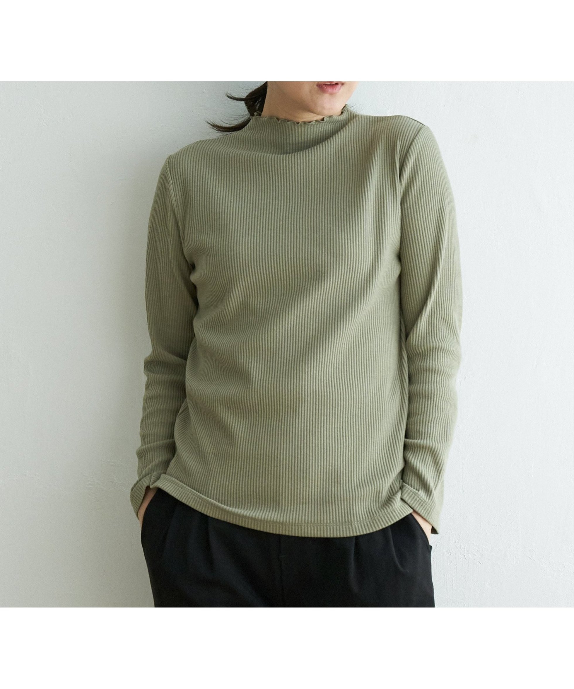 【イッカ/ikka】の【親子コーデ】三角テレコ長袖Tシャツ インテリア・キッズ・メンズ・レディースファッション・服の通販 founy(ファニー) 　ファッション　Fashion　レディースファッション　Fashion for Women　トップス・カットソー　Cut & Sew Tops　シャツ・ブラウス・オフィスカジュアル　Elegant Blouses & Button-Ups　ロングTシャツ・Tシャツ　Longline T-Shirts & Tees　インナー　Innerwear　カットソー　Cut and Sewn Top　スウェット / スエット　Sweatshirt, Sweatwear　スリット　Slit, Slit Detail　テレコ　Ribbed, Rib Stitch　長袖　Long Sleeve, Full Sleeve　ハイネック　High Neck, Mock Neck　フリル　Frill, Ruffle　ベーシック　Basic, Essential　ボーダー　Border, Stripe　おすすめ　Recommended / Our Picks　グリーン|ID: prp329100004650263 ipo3291000000033594739