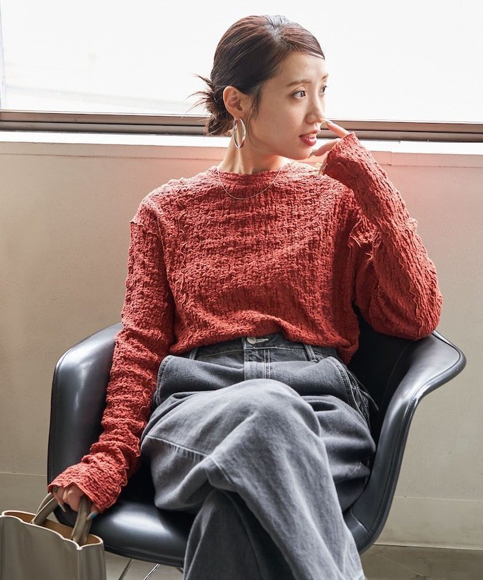 【フリークスストア/FREAK'S STORE】のカットシャーリング ポコポコ メロー デザインロングスリーブ Tシャツ【限定展開】 24AW インテリア・キッズ・メンズ・レディースファッション・服の通販 founy(ファニー) 　ファッション　Fashion　レディースファッション　Fashion for Women　トップス・カットソー　Cut & Sew Tops　シャツ・ブラウス・オフィスカジュアル　Elegant Blouses & Button-Ups　ロングTシャツ・Tシャツ　Longline T-Shirts & Tees　2024年　2024　2024-2025秋冬・A/W　Autumn/Winter 2024–25 AW24–25　冬　Winter / This Winter　おすすめ　Recommended / Our Picks　キャミワンピース　Cami Dress, Slip Dress　コンパクト　Compact, Small Size　サロペット　Overalls, Salopette　シャーリング　Shirring, Ruched　ショート　Short, Short Length　ストレッチ　Stretch, Stretchy Fabric　スリーブ　Sleeve, Long Sleeve / Short Sleeve　トレンド　Trend, Trending Now　フィット　Fit, Slim Fit　フレア　Flare, Flared　ベスト　Vest, Waistcoat　ロング　Long, Long-Length　ワイド　Wide, Wide Fit　A/W・秋冬　Autumn/Winter　長袖　Long Sleeve, Full Sleeve　レッド|ID: prp329100004650270 ipo3291000000033594849