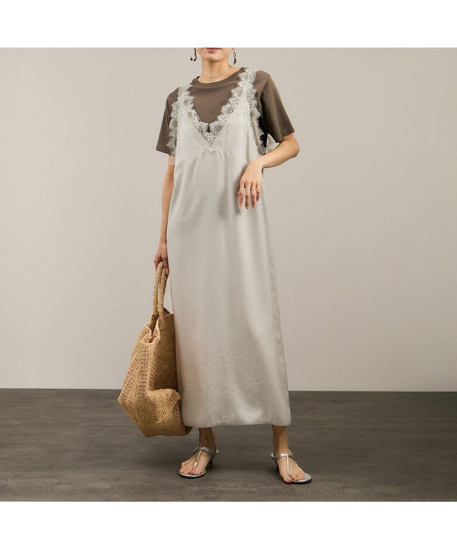 【サロン アダム エ ロペ/SALON adam et rope'】の【WEB限定】ビンテージライクアクセントレースワンピース インテリア・キッズ・メンズ・レディースファッション・服の通販 founy(ファニー) 　ファッション　Fashion　レディースファッション　Fashion for Women　ワンピース　Dresses　インナー　Innerwear　キャミソール　Camisole, Spaghetti Strap Top　キュプラ　Cupro, Eco Fabric　ジャケット　Jacket, Outerwear　スリット　Slit, Slit Detail　デニム　Denim, Jeans Material　ベスト　Vest, Waistcoat　ポケット　Pocket, Pocket Detail　マニッシュ　Mannish, Boyish　レース　Lace, Lace Fabric　ロング　Long, Long-Length　おすすめ　Recommended / Our Picks　ライトグレー(08)|ID: prp329100004650322 ipo3291000000033595864