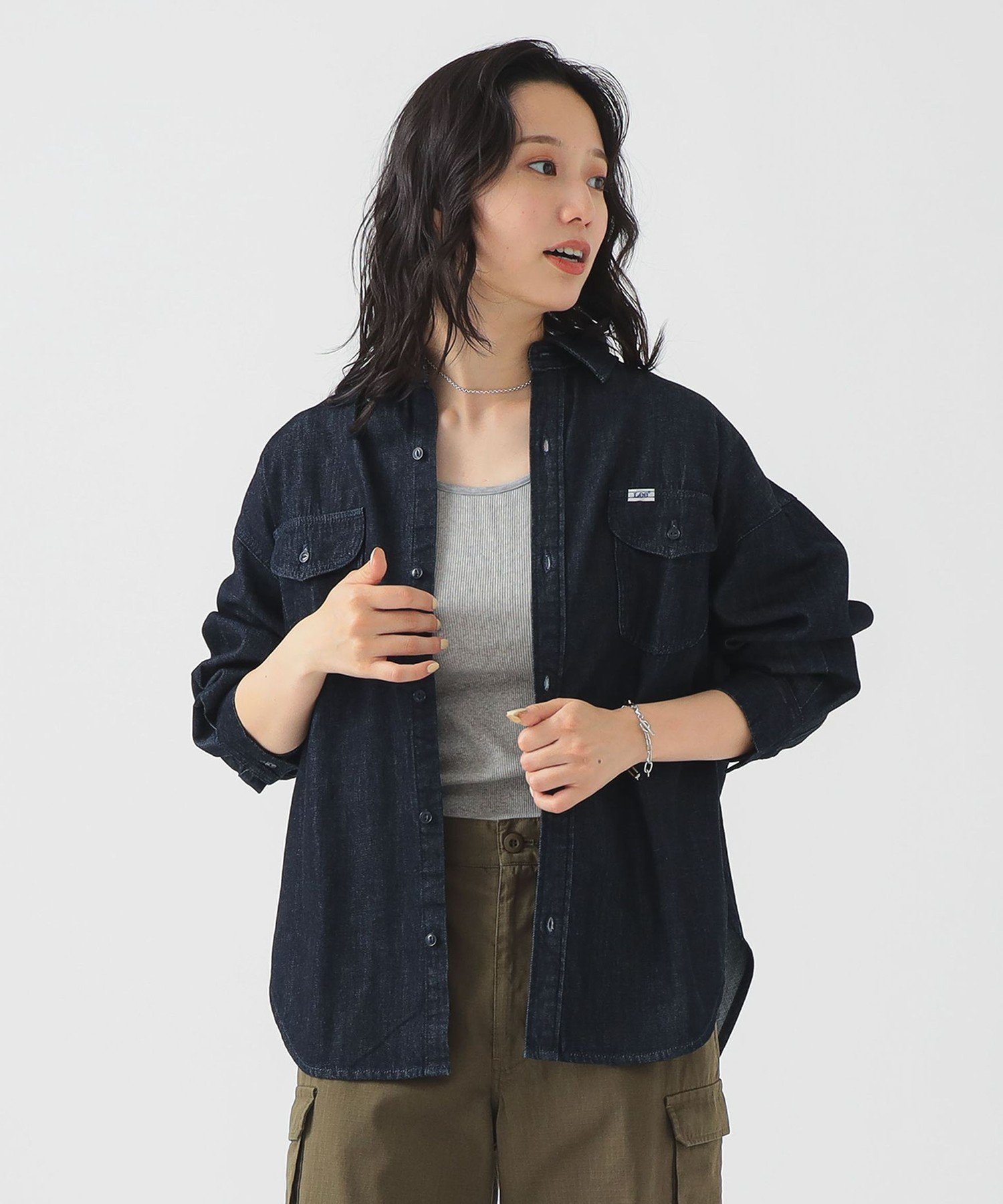 【ビーミングライフストアバイビームス/B:MING LIFE STORE by BEAMS】の【別注】Lee / ルーズ フィット シャツ 25AW 秋冬 インテリア・キッズ・メンズ・レディースファッション・服の通販 founy(ファニー) 　ファッション　Fashion　レディースファッション　Fashion for Women　トップス・カットソー　Cut & Sew Tops　シャツ・ブラウス・オフィスカジュアル　Elegant Blouses & Button-Ups　2025年　2025　2025-2026秋冬・A/W　Autumn/Winter 2025–26 AW25–26　おすすめ　Recommended / Our Picks　スラックス　Slacks, Dress Pants　デニム　Denim, Jeans Material　トレンド　Trend, Trending Now　フィット　Fit, Slim Fit　ボックス　Boxy, Box Shape　ルーズ　Loose, Oversized　ワイド　Wide, Wide Fit　別注　Limited Edition, Custom Order　A/W・秋冬　Autumn/Winter　羽織　Haori, Light Jacket　ONE_WASH|ID: prp329100004650617 ipo3291000000033599359