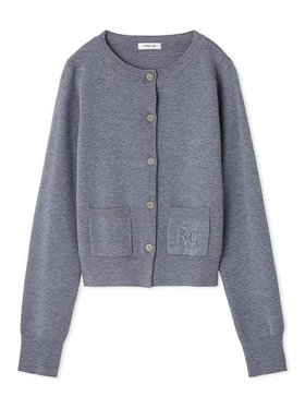 【フレイ アイディー/FRAY I.D】 ロゴ刺繍ポケットネックカーディガン/ウォッシャブル人気、トレンドファッション・服の通販 founy(ファニー) ファッション Fashion レディースファッション Fashion for Women トップス・カットソー Cut & Sew Tops カーディガン・羽織り Layered Style Cardigans アンサンブル Ensemble Set インナー Innerwear ウォッシャブル Machine Washable 秋 Autumn カーディガン Cardigan, Knitwear クラシカル Classical, Vintage-Inspired コンパクト Compact, Small Size シンプル Simple, Minimal スマート Smart, Elegant 定番 Standard, Basic Item バランス Balance, Style Balance ポケット Pocket, Pocket Detail メタル Metal, Metal Parts モダン Modern, Contemporary ロング Long, Long-Length おすすめ Recommended / Our Picks エレガント 上品 Elegant |ID:prp329100004650637
