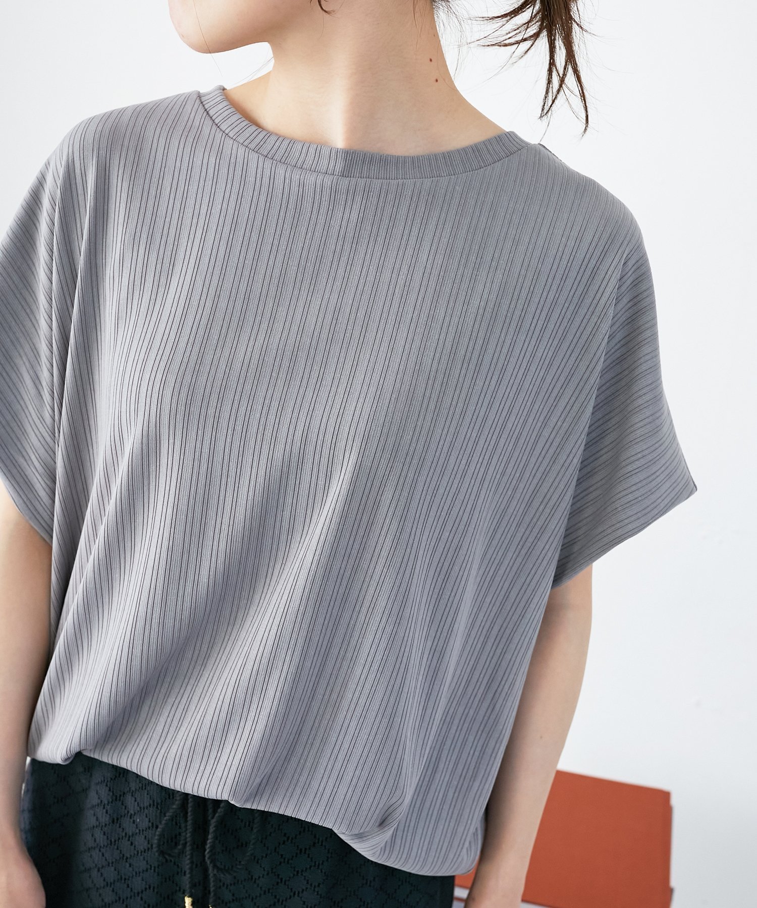 【ルクールブラン/le.coeur blanc】の《WEB限定アイテム》ランダムリブショルダータックプルオーバー インテリア・キッズ・メンズ・レディースファッション・服の通販 founy(ファニー) 　ファッション　Fashion　レディースファッション　Fashion for Women　トップス・カットソー　Cut & Sew Tops　カジュアルプルオーバー・ニットトップス　Pullovers & Knit Tops / Casual Pullovers　とろみ　Fluid, Flowy Fabric　カットソー　Cut and Sewn Top　ジャケット　Jacket, Outerwear　バランス　Balance, Style Balance　夏　Summer　グレー|ID: prp329100004650663 ipo3291000000033599876