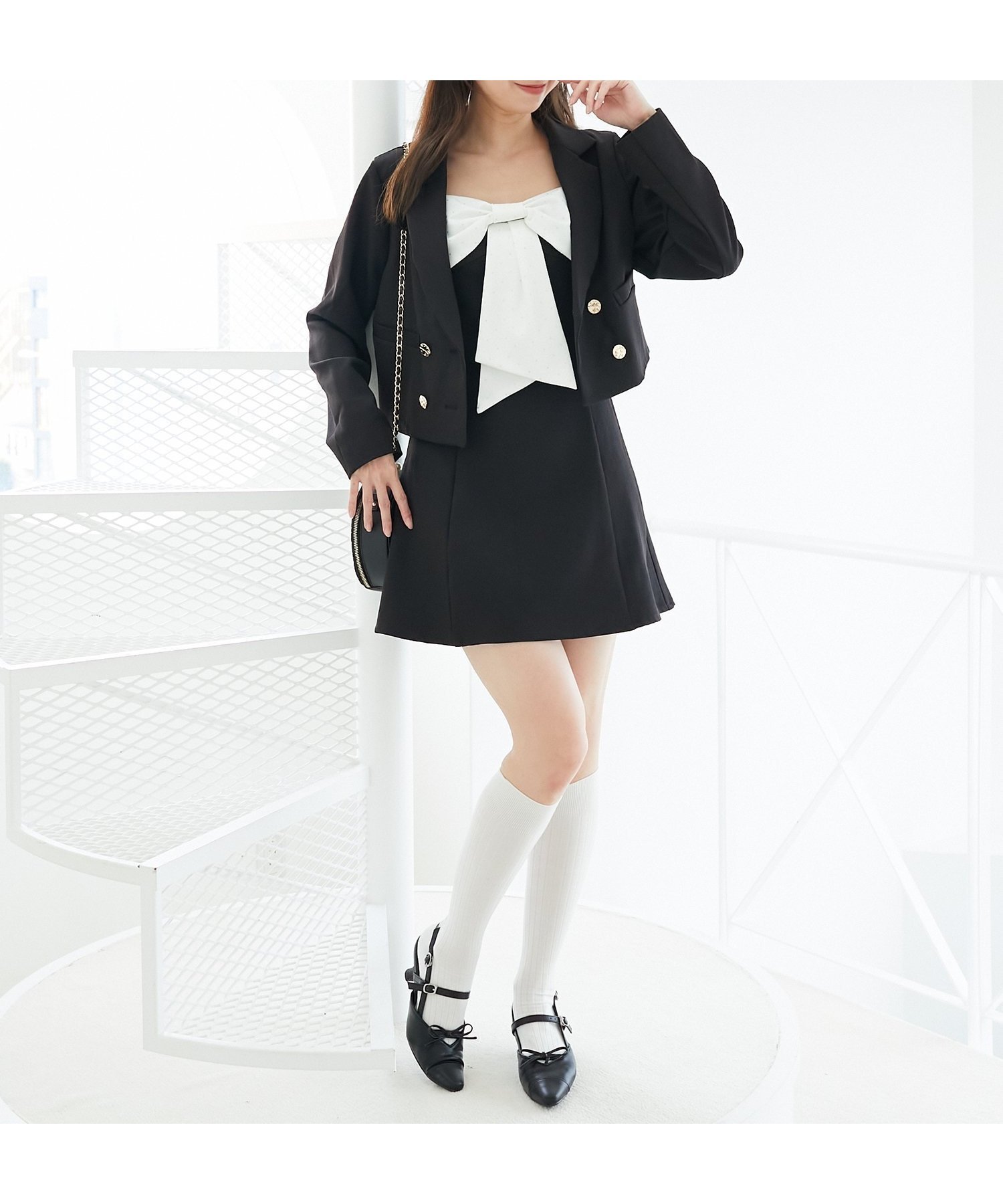 【マジェスティック レゴン/MAJESTIC LEGON】のダブルブレストショートジャケット インテリア・キッズ・メンズ・レディースファッション・服の通販 founy(ファニー) 　ファッション　Fashion　レディースファッション　Fashion for Women　アウター　Coat / Outerwear Collection　レディースジャケット・軽アウター　Jackets　エレガント 上品　Elegant　ショート　Short, Short Length　シンプル　Simple, Minimal　ジャケット　Jacket, Outerwear　ストーン　Stone, Gem-Like　ダウン　Down, Puffer　トレンド　Trend, Trending Now　ベーシック　Basic, Essential　再入荷　Restock / Back in Stock　おすすめ　Recommended / Our Picks　ブラック|ID: prp329100004651653 ipo3291000000033611582
