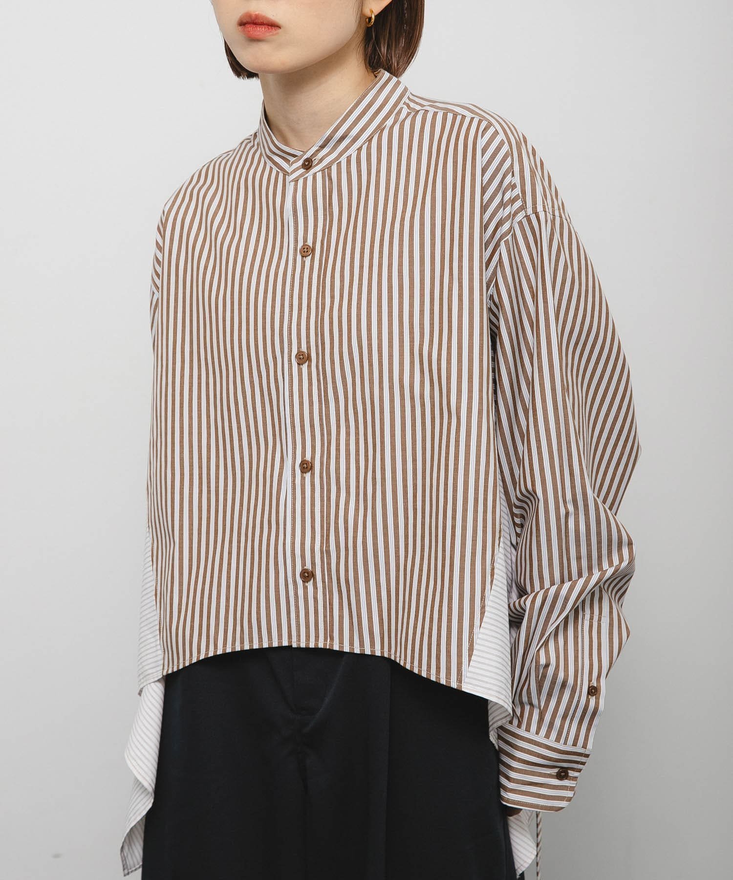 【ケービーエフ/KBF / URBAN RESEARCH】のバックフレアショートシャツ インテリア・キッズ・メンズ・レディースファッション・服の通販 founy(ファニー) 　ファッション　Fashion　レディースファッション　Fashion for Women　トップス・カットソー　Cut & Sew Tops　シャツ・ブラウス・オフィスカジュアル　Elegant Blouses & Button-Ups　バッグ　Bags　2025年　2025　2025-2026秋冬・A/W　Autumn/Winter 2025–26 AW25–26　冬　Winter / This Winter　バランス　Balance, Style Balance　フェミニン　Feminine, Girly　フレア　Flare, Flared　フロント　Front, Front Design　ボトム　Bottoms, Lower Wear　リボン　Ribbon, Bow　リメイク　Remake, Reconstructed　A/W・秋冬　Autumn/Winter　BROWN|ID: prp329100004651748 ipo3291000000033613284
