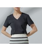 【ナノ ユニバース/nano universe】のAnti Soaked 汗染み防止 VネックTシャツ 人気、トレンドファッション・服の通販 founy(ファニー) ファッション Fashion レディースファッション Fashion for Women トップス・カットソー Cut & Sew Tops シャツ・ブラウス・オフィスカジュアル Elegant Blouses & Button-Ups ロングTシャツ・Tシャツ Longline T-Shirts & Tees Vネックトップス V-Neck Tops / V-Cut Neckline Shirts 今季 This Season, Current Season 吸水 Absorbent, Quick-Dry シンプル Simple, Minimal スリット Slit, Slit Detail 定番 Standard, Basic Item ノースリーブ Sleeveless, No-Sleeve 人気 Popular, Best Seller ベーシック Basic, Essential エレガント 上品 Elegant ビジネス 仕事 通勤 Business / Work / Commuting thumbnail ブラック|ID: prp329100004652215 ipo3291000000033619033