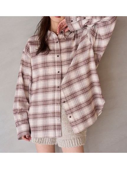 【スナイデル/SNIDEL】のオーバーサイズネルシャツ インテリア・キッズ・メンズ・レディースファッション・服の通販 founy(ファニー) 　ファッション　Fashion　レディースファッション　Fashion for Women　トップス・カットソー　Cut & Sew Tops　シャツ・ブラウス・オフィスカジュアル　Elegant Blouses & Button-Ups　おすすめ　Recommended / Our Picks　ウェーブ　Wavy Pattern　チェック　Check, Plaid, Tartan　モノトーン　Monotone, Black and White　秋　Autumn　BEG[037]|ID: prp329100004652401 ipo3291000000033621203