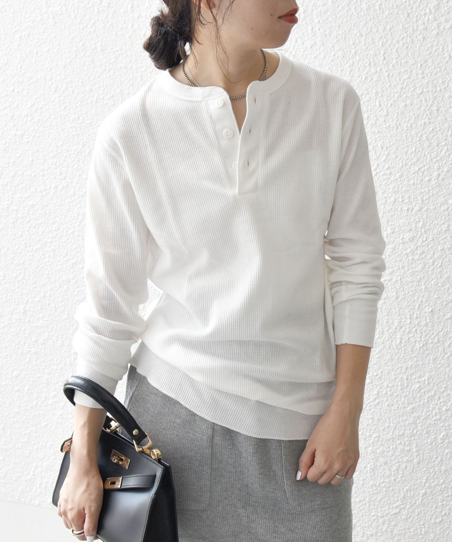 【シップス フォー ウィメン/SHIPS】のHealthknit 洗濯機可能 ヘンリーネック ロング スリーブ TEE インテリア・キッズ・メンズ・レディースファッション・服の通販 founy(ファニー) 　ファッション　Fashion　レディースファッション　Fashion for Women　トップス・カットソー　Cut & Sew Tops　ニット　Knit Tops & Sweaters　アメリカン　American Style　インナー　Innerwear　サロペット　Overalls, Salopette　ジャケット　Jacket, Outerwear　スウェット / スエット　Sweatshirt, Sweatwear　スリーブ　Sleeve, Long Sleeve / Short Sleeve　トレンド　Trend, Trending Now　ベーシック　Basic, Essential　ロング　Long, Long-Length　ホワイト|ID: prp329100004652455 ipo3291000000033621683
