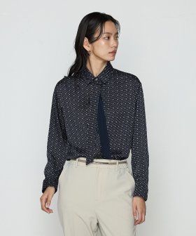 【コムサ/COMME CA】のサテンワッシャーダイヤ小紋柄 ブラウス 人気、トレンドファッション・服の通販 founy(ファニー) ファッション Fashion レディースファッション Fashion for Women トップス・カットソー Cut & Sew Tops シャツ・ブラウス・オフィスカジュアル Elegant Blouses & Button-Ups カフス Cuff Design サテン Satin, Glossy Fabric シンプル Simple, Minimal ジャケット Jacket, Outerwear パウダー Powder, Soft Tone プリント Print, Printed Pattern マニッシュ Mannish, Boyish 無地 Plain, Solid Color ワッシャー Washer, Crinkled Finish エレガント 上品 Elegant ビジネス 仕事 通勤 Business / Work / Commuting |ID:prp329100004652475