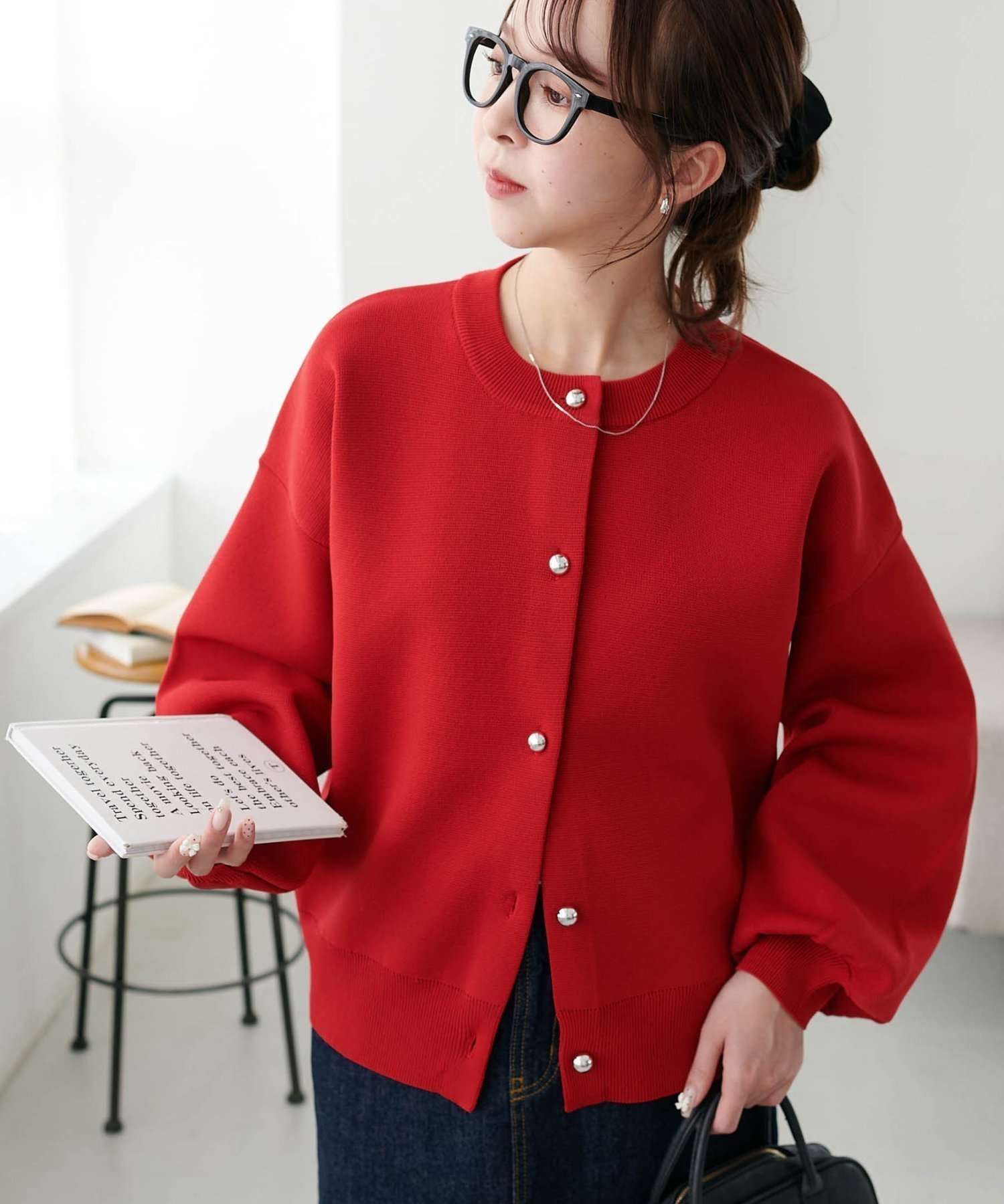 【ディスコート/Discoat】のメタル釦スポンディッシュカーディガン《WEB限定カラーあり》 インテリア・キッズ・メンズ・レディースファッション・服の通販 founy(ファニー) 　ファッション　Fashion　レディースファッション　Fashion for Women　トップス・カットソー　Cut & Sew Tops　カーディガン・羽織り　Layered Style Cardigans　カーディガン　Cardigan, Knitwear　キャミソール　Camisole, Spaghetti Strap Top　キャミワンピース　Cami Dress, Slip Dress　スウェット / スエット　Sweatshirt, Sweatwear　スラックス　Slacks, Dress Pants　タートル　Turtleneck, Turtle Collar　タートルネック　Turtleneck, High Neck　デニム　Denim, Jeans Material　トレンド　Trend, Trending Now　人気　Popular, Best Seller　羽織　Haori, Light Jacket　メタル　Metal, Metal Parts　おすすめ　Recommended / Our Picks　レッド|ID: prp329100004652481 ipo3291000000035537271