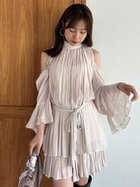 【スナイデル/SNIDEL】のコールドショルダーセットアップ 人気、トレンドファッション・服の通販 founy(ファニー) ファッション Fashion レディースファッション Fashion for Women セットアップ Matching Sets ウェーブ Wavy Pattern エレガント 上品 Elegant ギャザー Gathered, Ruffled 今季 This Season, Current Season シアー Sheer, See-Through シフォン Chiffon, Lightweight Fabric ショート Short, Short Length シンプル Simple, Minimal スリーブ Sleeve, Long Sleeve / Short Sleeve セットアップ Set-Up, Coordinated Outfit チュニック Tunic, Long Top 定番 Standard, Basic Item 人気 Popular, Best Seller バランス Balance, Style Balance フェミニン Feminine, Girly フリル Frill, Ruffle フレア Flare, Flared おすすめ Recommended / Our Picks thumbnail PBEG[036]|ID: prp329100004652830 ipo3291000000033625005
