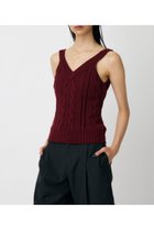 【マウジー/moussy】のCABLE KNIT キャミソール 人気、トレンドファッション・服の通販 founy(ファニー) ファッション Fashion レディースファッション Fashion for Women トップス・カットソー Cut & Sew Tops ニット Knit Tops & Sweaters キャミソール&ノースリーブ Camisoles & Sleeveless Tops おすすめ Recommended / Our Picks アメリカン American Style キャミソール Camisole, Spaghetti Strap Top スリーブ Sleeve, Long Sleeve / Short Sleeve デニム Denim, Jeans Material バランス Balance, Style Balance フィット Fit, Slim Fit ロング Long, Long-Length ワイド Wide, Wide Fit 人気 Popular, Best Seller 再入荷 Restock / Back in Stock A/W・秋冬 Autumn/Winter thumbnail BRD|ID: prp329100004653539 ipo3291000000033634946