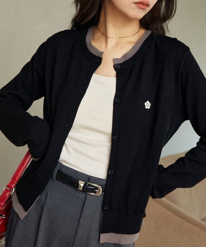 【フリークスストア/FREAK'S STORE】の新色追加 ワンポイント刺繍 レイヤード風 ニットカーデ 限定展開 25AW インテリア・キッズ・メンズ・レディースファッション・服の通販 founy(ファニー) 　ファッション　Fashion　レディースファッション　Fashion for Women　トップス・カットソー　Cut & Sew Tops　ニット　Knit Tops & Sweaters　カーディガン　Cardigan, Knitwear　コンパクト　Compact, Small Size　シンプル　Simple, Minimal　スペシャル　Special, Limited Edition　スラックス　Slacks, Dress Pants　トレンド　Trend, Trending Now　なめらか　Smooth, Silky Texture　フェミニン　Feminine, Girly　フォルム　Silhouette, Form　フラワー　Flower, Floral　ミニスカート　Mini Skirt, Short Skirt　モチーフ　Motif, Design Theme　リアル　Real, Realistic　ロング　Long, Long-Length　ワイド　Wide, Wide Fit　ワンポイント　One Point, Statement Accent　A/W・秋冬　Autumn/Winter　冬　Winter / This Winter　おすすめ　Recommended / Our Picks　エレガント 上品　Elegant　2025年　2025　2025-2026秋冬・A/W　Autumn/Winter 2025–26 AW25–26　ブラック|ID: prp329100004653547 ipo3291000000036268528