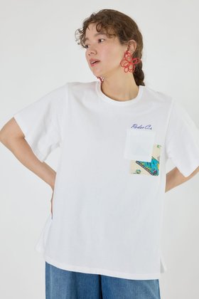 【ロデオクラウンズワイドボウル/RODEO CROWNS WIDE BOWL】のバックリボンアロハTシャツ 人気、トレンドファッション・服の通販 founy(ファニー) ファッション Fashion レディースファッション Fashion for Women トップス・カットソー Cut & Sew Tops シャツ・ブラウス・オフィスカジュアル Elegant Blouses & Button-Ups ロングTシャツ・Tシャツ Longline T-Shirts & Tees おすすめ Recommended / Our Picks アロハ Aloha シンプル Simple, Minimal セットアップ Set-Up, Coordinated Outfit デニム Denim, Jeans Material プリント Print, Printed Pattern ポケット Pocket, Pocket Detail リボン Ribbon, Bow 定番 Standard, Basic Item 無地 Plain, Solid Color |ID:prp329100004653555