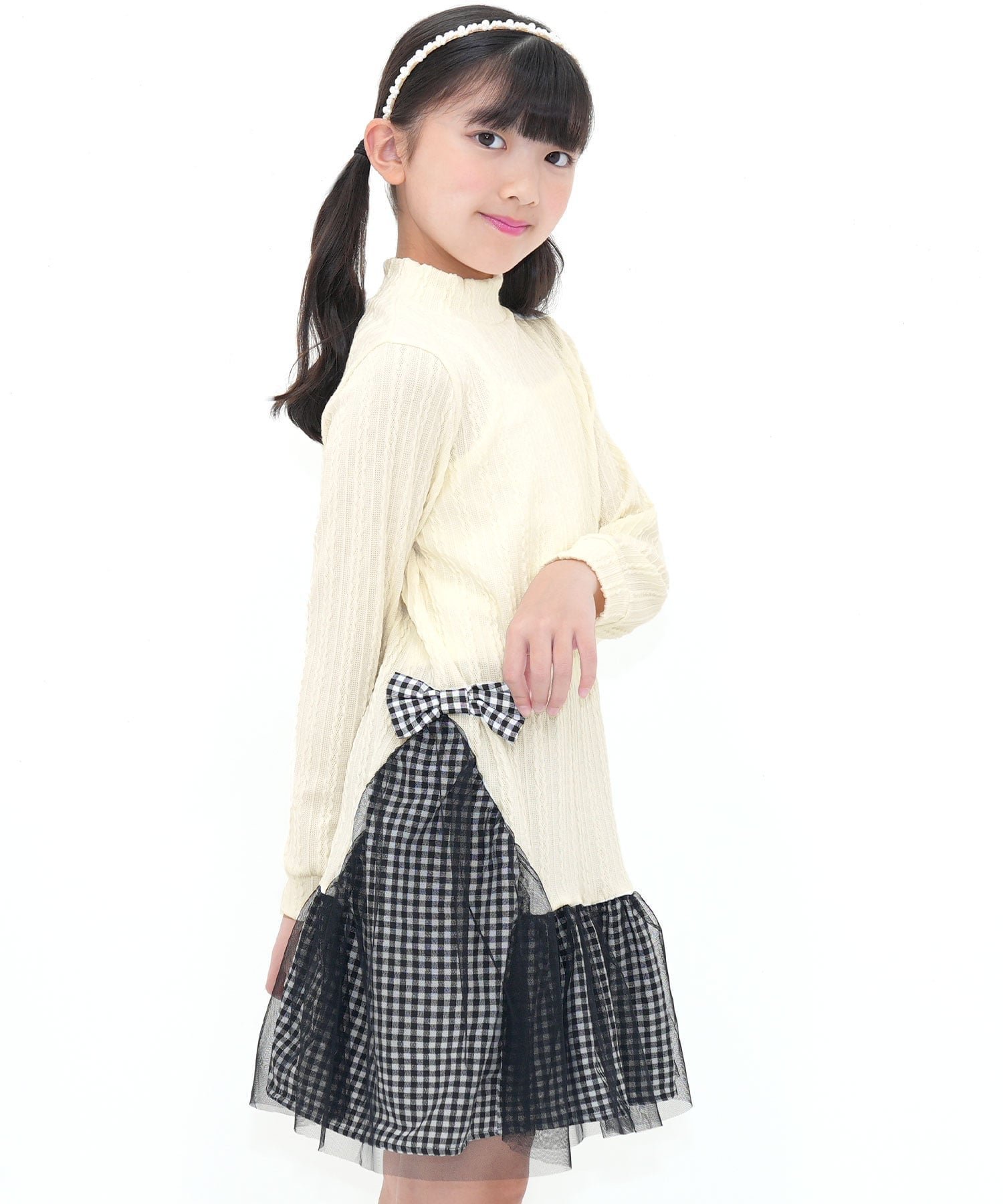 【その他のブランド/Other】のチュール切替えワンピース リボン 編み模様 子供服 キッズ 女の子 Bee インテリア・キッズ・メンズ・レディースファッション・服の通販 founy(ファニー) 　ファッション　Fashion　キッズファッション　Fashion for Kids　ワンピース　Dresses　チュール　Tulip, Tulip Motif　リボン　Ribbon, Bow　アイボリー×ブラックチェック|ID: prp329100004653654 ipo3291000000034119627