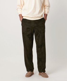 【ユナイテッドアローズ/UNITED ARROWS / MEN】のスエードライク オールギャザー リラックス イージーパンツ 人気、トレンドファッション・服の通販 founy(ファニー) ファッション Fashion メンズファッション Fashion for Men ボトムス Bottoms おすすめ Recommended / Our Picks カットソー Cut and Sewn Top ギャザー Gathered, Ruffled シンプル Simple, Minimal ストレート Straight, Straight Cut セットアップ Set-Up, Coordinated Outfit ドレープ Drape, Draping Fabric プリーツ Pleats, Pleated リラックス Relax, Relaxed Fit ワイド Wide, Wide Fit エレガント 上品 Elegant 定番 Standard, Basic Item A/W・秋冬 Autumn/Winter |ID:prp329100004653812