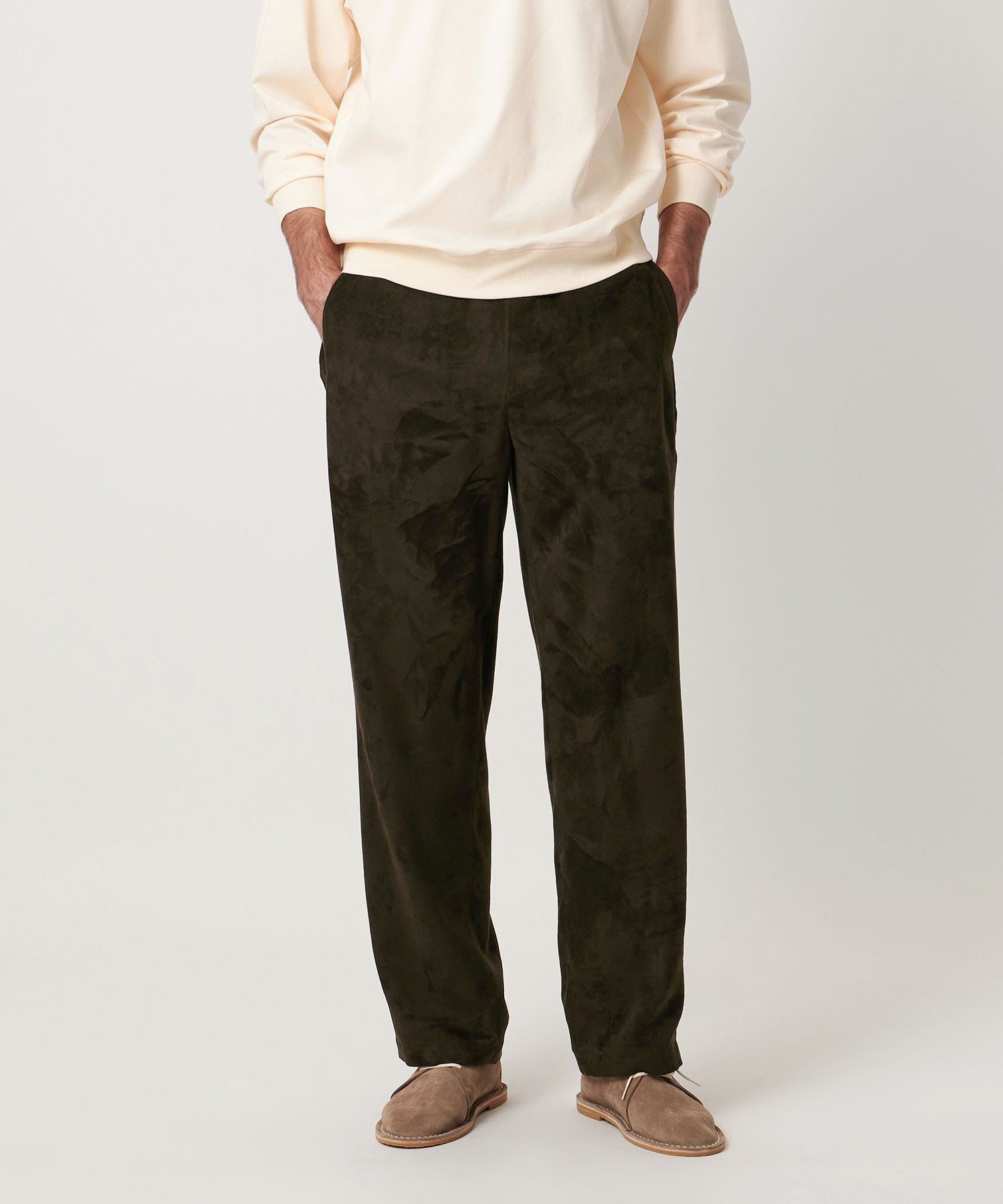 【ユナイテッドアローズ/UNITED ARROWS / MEN】のスエードライク オールギャザー リラックス イージーパンツ インテリア・キッズ・メンズ・レディースファッション・服の通販 founy(ファニー) 　ファッション　Fashion　メンズファッション　Fashion for Men　ボトムス　Bottoms　おすすめ　Recommended / Our Picks　カットソー　Cut and Sewn Top　ギャザー　Gathered, Ruffled　シンプル　Simple, Minimal　ストレート　Straight, Straight Cut　セットアップ　Set-Up, Coordinated Outfit　ドレープ　Drape, Draping Fabric　プリーツ　Pleats, Pleated　リラックス　Relax, Relaxed Fit　ワイド　Wide, Wide Fit　エレガント 上品　Elegant　定番　Standard, Basic Item　A/W・秋冬　Autumn/Winter　OLIVE|ID: prp329100004653812 ipo3291000000033638091