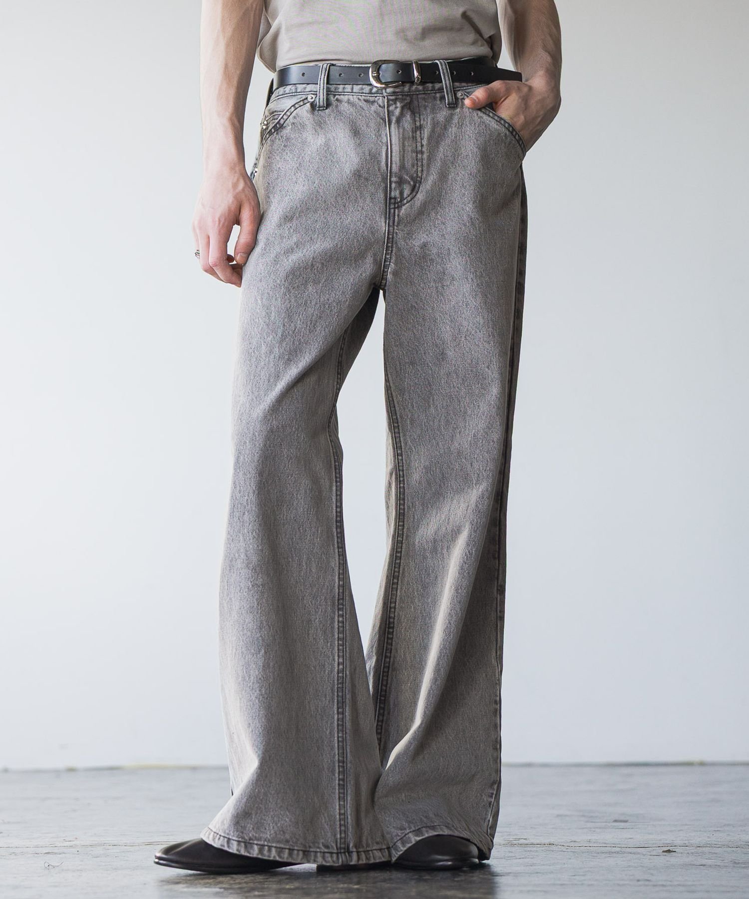 【ハレ/HARE / MEN】のヴィンテージカコウデニムパンツ インテリア・キッズ・メンズ・レディースファッション・服の通販 founy(ファニー) 　ファッション　Fashion　メンズファッション　Fashion for Men　ボトムス　Bottoms　デニムパンツ・ジーンズ　Denim Pants　デニム　Denim, Jeans Material　フレア　Flare, Flared　ヴィンテージ　Vintage Style　エレガント 上品　Elegant　グレー系15|ID: prp329100004653833 ipo3291000000033638297