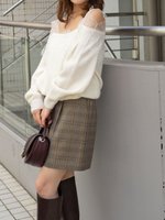 【スナイデル/SNIDEL】のレーストリミングニットプルオーバー 人気、トレンドファッション・服の通販 founy(ファニー) ファッション Fashion レディースファッション Fashion for Women トップス・カットソー Cut & Sew Tops ニット Knit Tops & Sweaters カジュアルプルオーバー・ニットトップス Pullovers & Knit Tops / Casual Pullovers おすすめ Recommended / Our Picks ショルダー Shoulder, Shoulder Strap ストレート Straight, Straight Cut スマート Smart, Elegant デコルテ Décolleté, Neckline ドッキング Docking, Mixed Material リーフ Leaf, Botanical Leaf レース Lace, Lace Fabric |ID:prp329100004653875