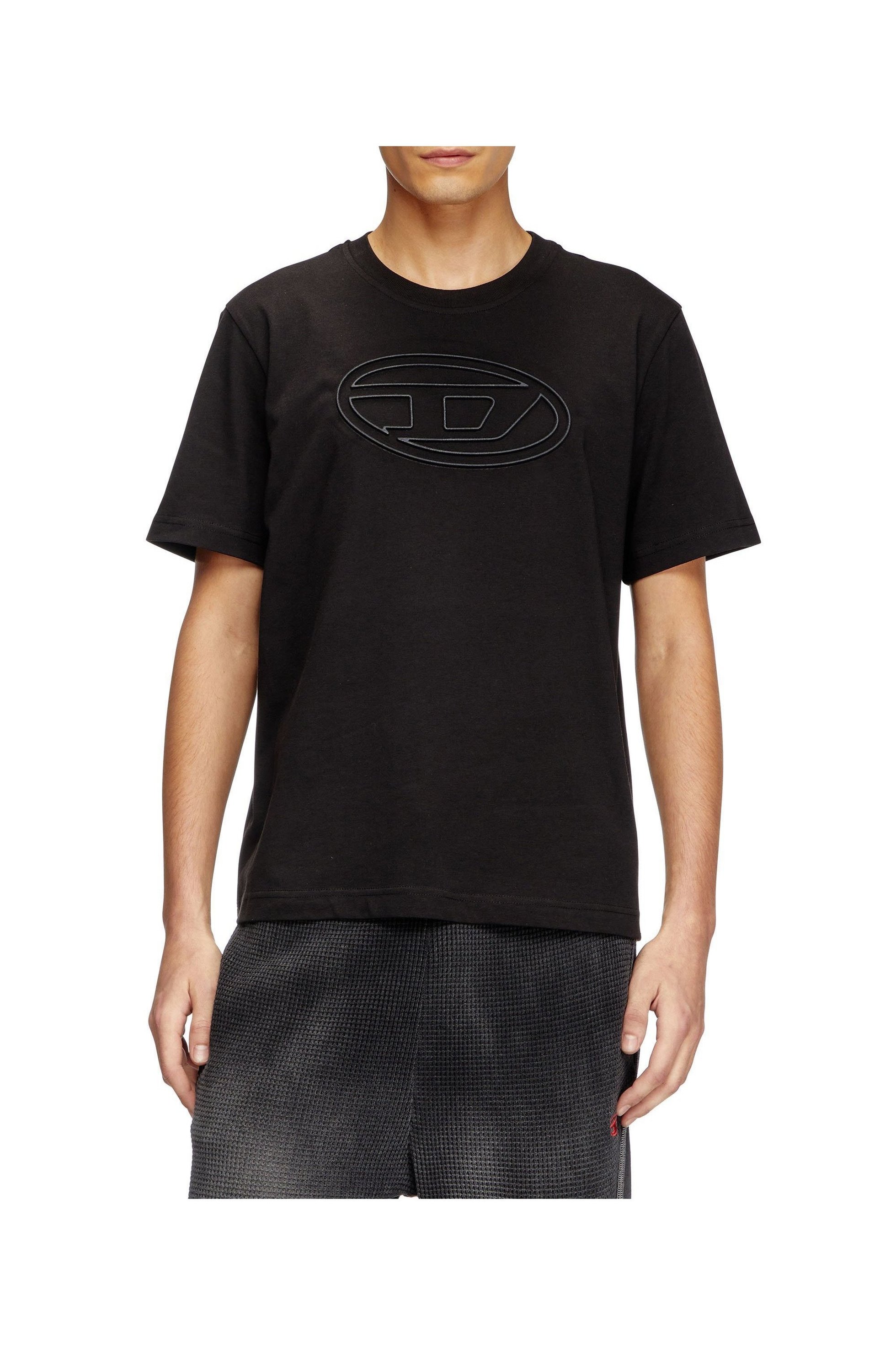 【ディーゼル/DIESEL / MEN】のメンズ Tシャツ T-ADJUST-BIGOVAL インテリア・キッズ・メンズ・レディースファッション・服の通販 founy(ファニー) 　ファッション　Fashion　メンズファッション　Fashion for Men　なめらか　Smooth, Silky Texture　オーバル　Oval Design　シンプル　Simple, Minimal　フィット　Fit, Slim Fit　フロント　Front, Front Design　メンズ　Men's, Menswear　レギュラー　Regular, Standard Fit　ブラック|ID: prp329100004653895 ipo3291000000033639005