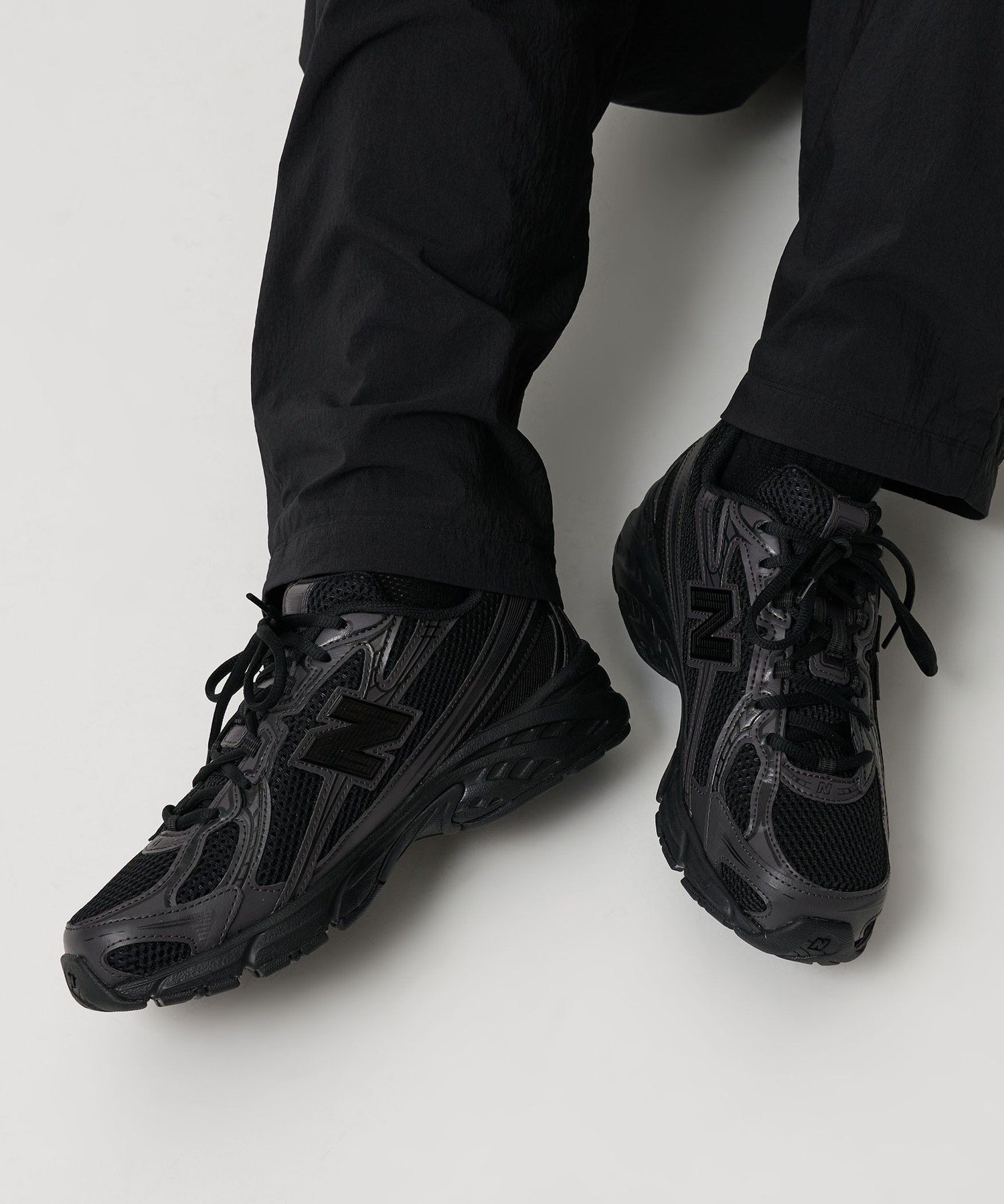 【ビューティ&ユース ユナイテッドアローズ/BEAUTY&YOUTH / UNITED ARROWS / MEN】のNew Balance U740 スニーカー インテリア・キッズ・メンズ・レディースファッション・服の通販 founy(ファニー) 　ファッション　Fashion　メンズファッション　Fashion for Men　シューズ・靴　Shoes　スニーカー / カジュアルにもスポーティにも　Sneakers & Trainers　クッション　Cushion, Throw Pillow　シューズ　Shoes, Footwear　スタイリッシュ　Stylish, Fashionable　スニーカー　Sneakers, Trainers　スラックス　Slacks, Dress Pants　セットアップ　Set-Up, Coordinated Outfit　バランス　Balance, Style Balance　フィット　Fit, Slim Fit　ランニング　Running, Running Wear, Activewear, Jogging　BLACK|ID: prp329100004654038 ipo3291000000033642523