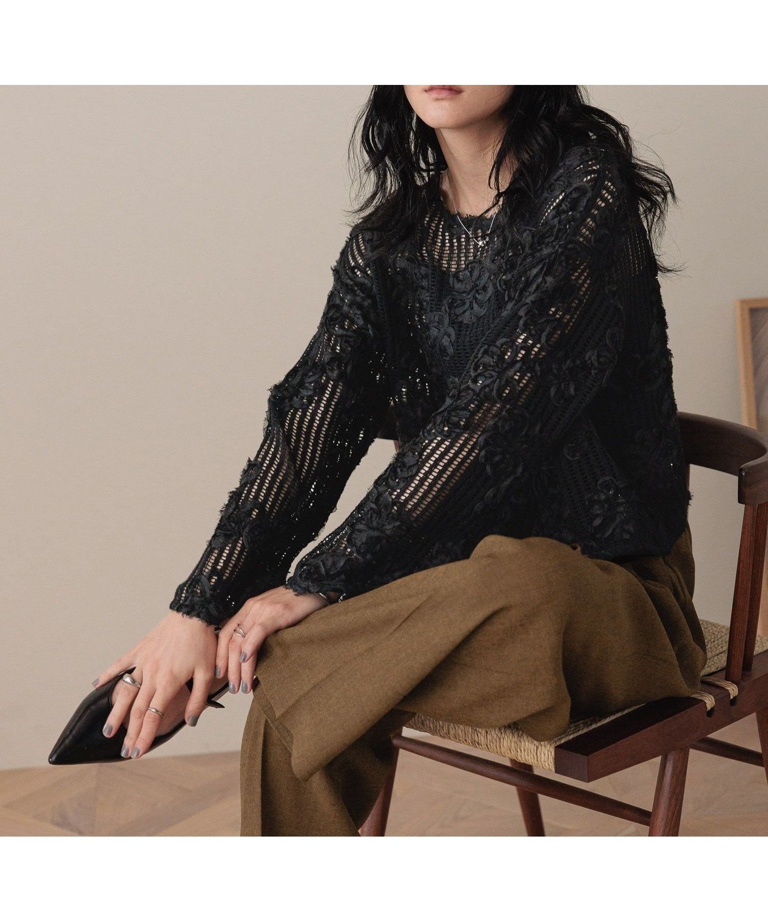 【ローリーズファーム/LOWRYS FARM】の3DレースプルオーバーLS インテリア・キッズ・メンズ・レディースファッション・服の通販 founy(ファニー) 　ファッション　Fashion　レディースファッション　Fashion for Women　トップス・カットソー　Cut & Sew Tops　カジュアルプルオーバー・ニットトップス　Pullovers & Knit Tops / Casual Pullovers　チュール　Tulip, Tulip Motif　デニム　Denim, Jeans Material　バランス　Balance, Style Balance　ボトム　Bottoms, Lower Wear　レース　Lace, Lace Fabric　ワイド　Wide, Wide Fit　ブラック|ID: prp329100004654219 ipo3291000000033647138