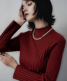 【ハレ/HARE】のラメランダムリブニット 人気、トレンドファッション・服の通販 founy(ファニー) ファッション Fashion レディースファッション Fashion for Women トップス・カットソー Cut & Sew Tops ニット Knit Tops & Sweaters おすすめ Recommended / Our Picks インナー Innerwear ウェーブ Wavy Pattern クール Cool, Chic ショート Short, Short Length ジャケット Jacket, Outerwear スウェット / スエット Sweatshirt, Sweatwear ストレート Straight, Straight Cut ネックレス Necklace, Pendant Necklace ハイネック High Neck, Mock Neck バランス Balance, Style Balance ブロック Block, Solid Block Pattern |ID:prp329100004654372