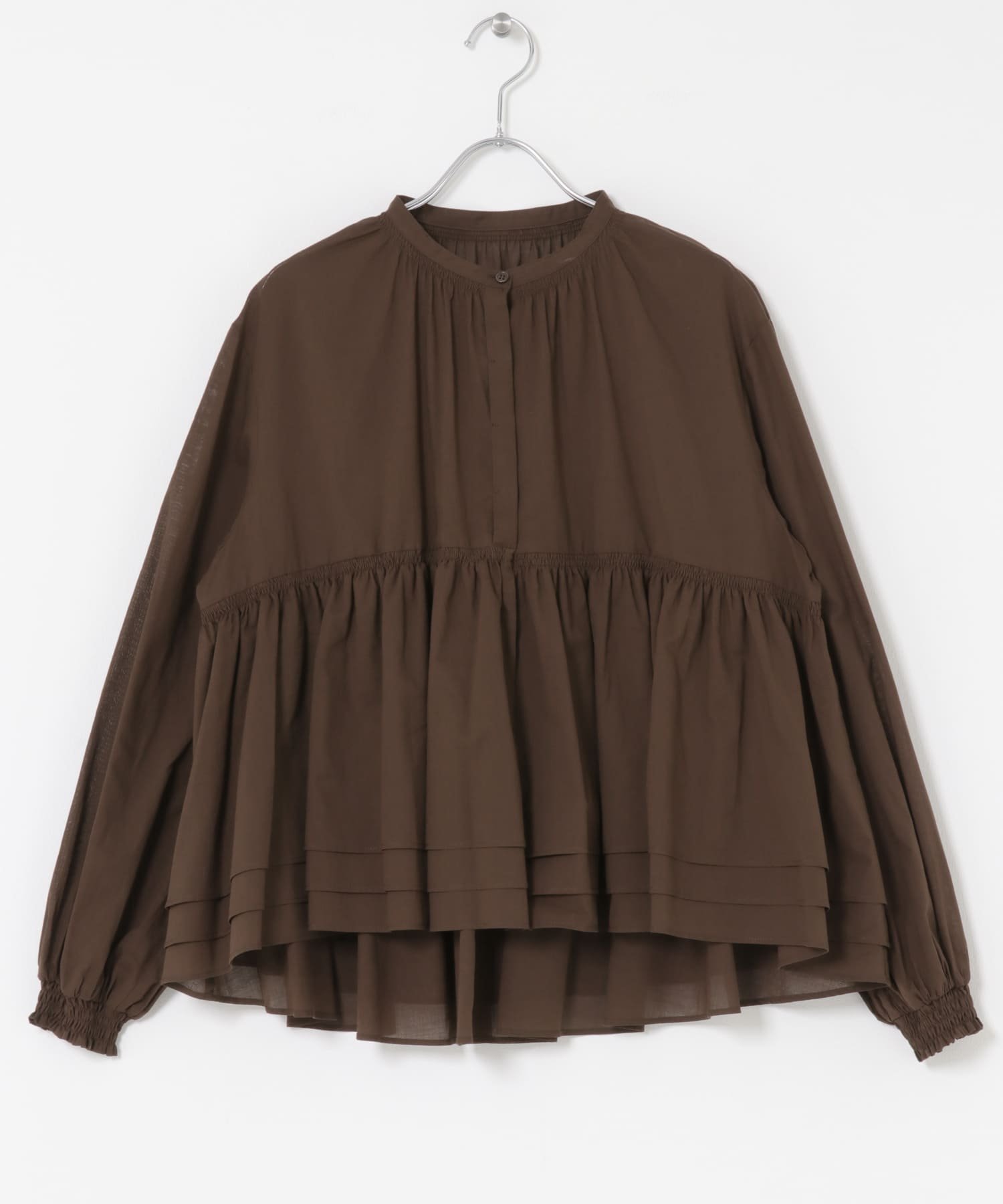 【アーバンリサーチ ロッソ/URBAN RESEARCH ROSSO】のF by ROSSO コットンボイルティアードブラウス インテリア・キッズ・メンズ・レディースファッション・服の通販 founy(ファニー) 　ファッション　Fashion　レディースファッション　Fashion for Women　トップス・カットソー　Cut & Sew Tops　シャツ・ブラウス・オフィスカジュアル　Elegant Blouses & Button-Ups　2025年　2025　2025-2026秋冬・A/W　Autumn/Winter 2025–26 AW25–26　冬　Winter / This Winter　おすすめ　Recommended / Our Picks　シャーリング　Shirring, Ruched　スタンド　Stand Collar, Upright Stand　リラックス　Relax, Relaxed Fit　ロング　Long, Long-Length　ワイド　Wide, Wide Fit　A/W・秋冬　Autumn/Winter　BROWN|ID: prp329100004654397 ipo3291000000033651675