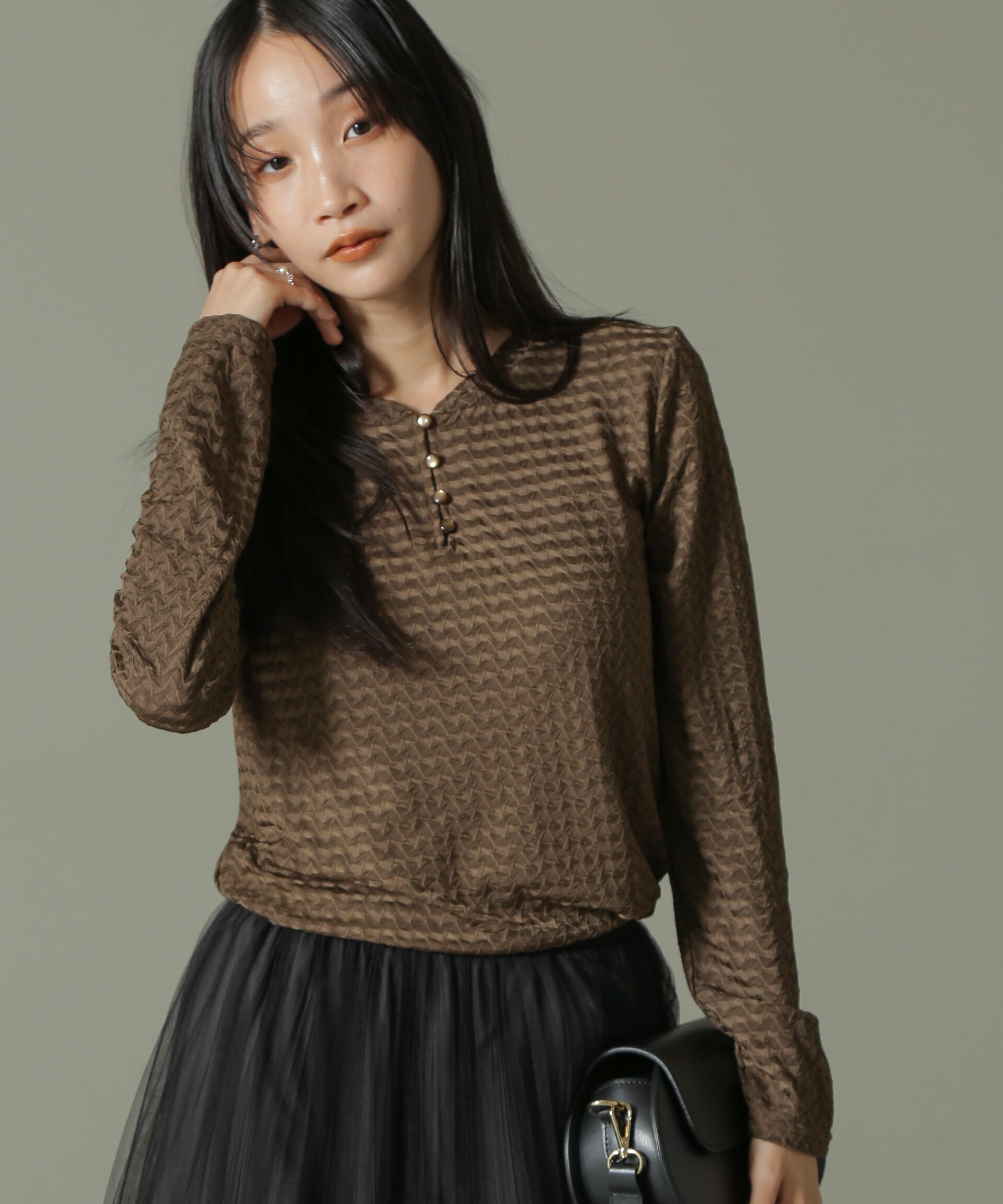 【ナノ ユニバース/nano universe】の前後2WAYシャーリングカットトップス インテリア・キッズ・メンズ・レディースファッション・服の通販 founy(ファニー) 　ファッション　Fashion　レディースファッション　Fashion for Women　トップス・カットソー　Cut & Sew Tops　インナー　Innerwear　ウォッシャブル　Machine Washable　シアー　Sheer, See-Through　ジャケット　Jacket, Outerwear　スラックス　Slacks, Dress Pants　トレンド　Trend, Trending Now　おすすめ　Recommended / Our Picks　エレガント 上品　Elegant　2025年　2025　2025春夏・S/S　Spring/Summer 2025 SS25　ブラウン|ID: prp329100004655547 ipo3291000000033671655