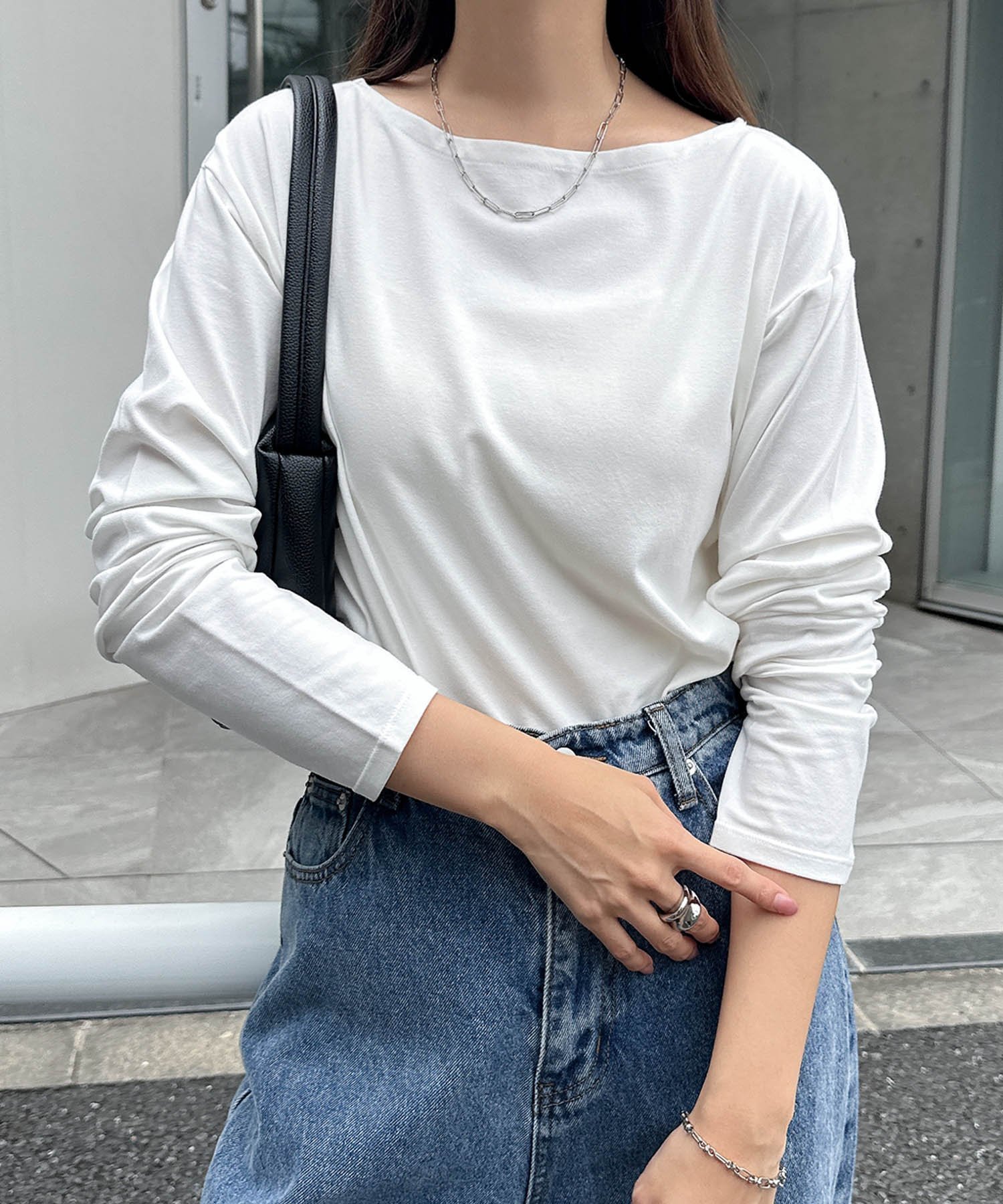 【アンドミー/andme】のボートネック 長袖 トップス インテリア・キッズ・メンズ・レディースファッション・服の通販 founy(ファニー) 　ファッション　Fashion　レディースファッション　Fashion for Women　トップス・カットソー　Cut & Sew Tops　おすすめ　Recommended / Our Picks　カットソー　Cut and Sewn Top　シンプル　Simple, Minimal　ラウンド　Round, Round Neck　エレガント 上品　Elegant　長袖　Long Sleeve, Full Sleeve　オフホワイト|ID: prp329100004655658 ipo3291000000033837272
