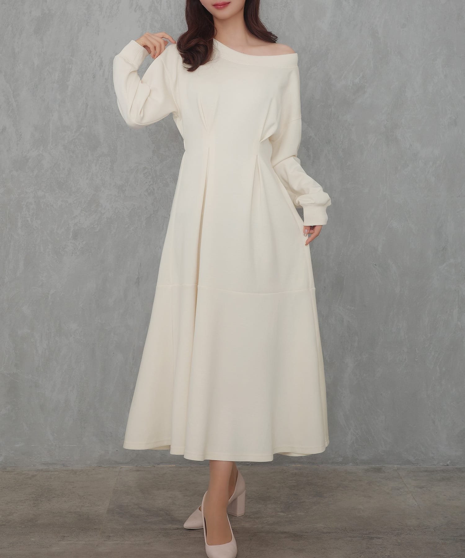 【ジュノア/JUNOAH】のセネア セミフレアワンピース インテリア・キッズ・メンズ・レディースファッション・服の通販 founy(ファニー) 　ファッション　Fashion　レディースファッション　Fashion for Women　ワンピース　Dresses　アイボリー|ID: prp329100004655729 ipo3291000000033673765