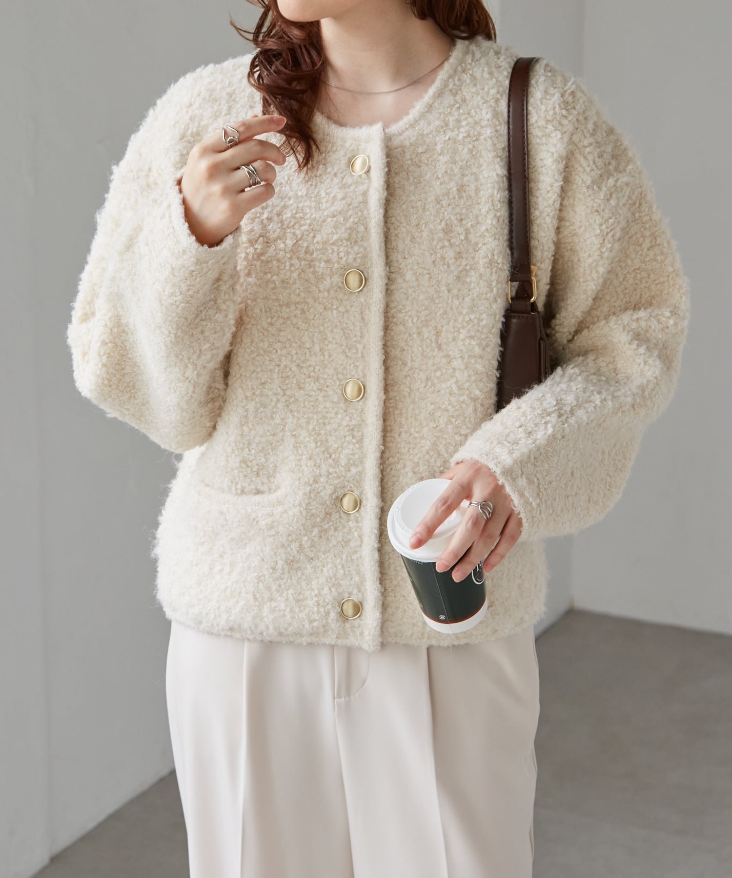 【ラナン/Ranan】のRanan/ゴールド調ボタンループ編みニットジャケット 人気、トレンドファッション・服の通販 founy(ファニー) 　ファッション　Fashion　レディースファッション　Fashion for Women　アウター　Coat / Outerwear Collection　レディースジャケット・軽アウター　Jackets　カーディガン　Cardigan, Knitwear　コンパクト　Compact, Small Size　ショート　Short, Short Length　ジャケット　Jacket, Outerwear　デニム　Denim, Jeans Material　バランス　Balance, Style Balance　ボトム　Bottoms, Lower Wear　ポケット　Pocket, Pocket Detail　ループ　Loop, Loop Knit　ワイド　Wide, Wide Fit　A/W・秋冬　Autumn/Winter　エレガント 上品　Elegant　 other-1|ID: prp329100004655733 ipo3291000000033989624