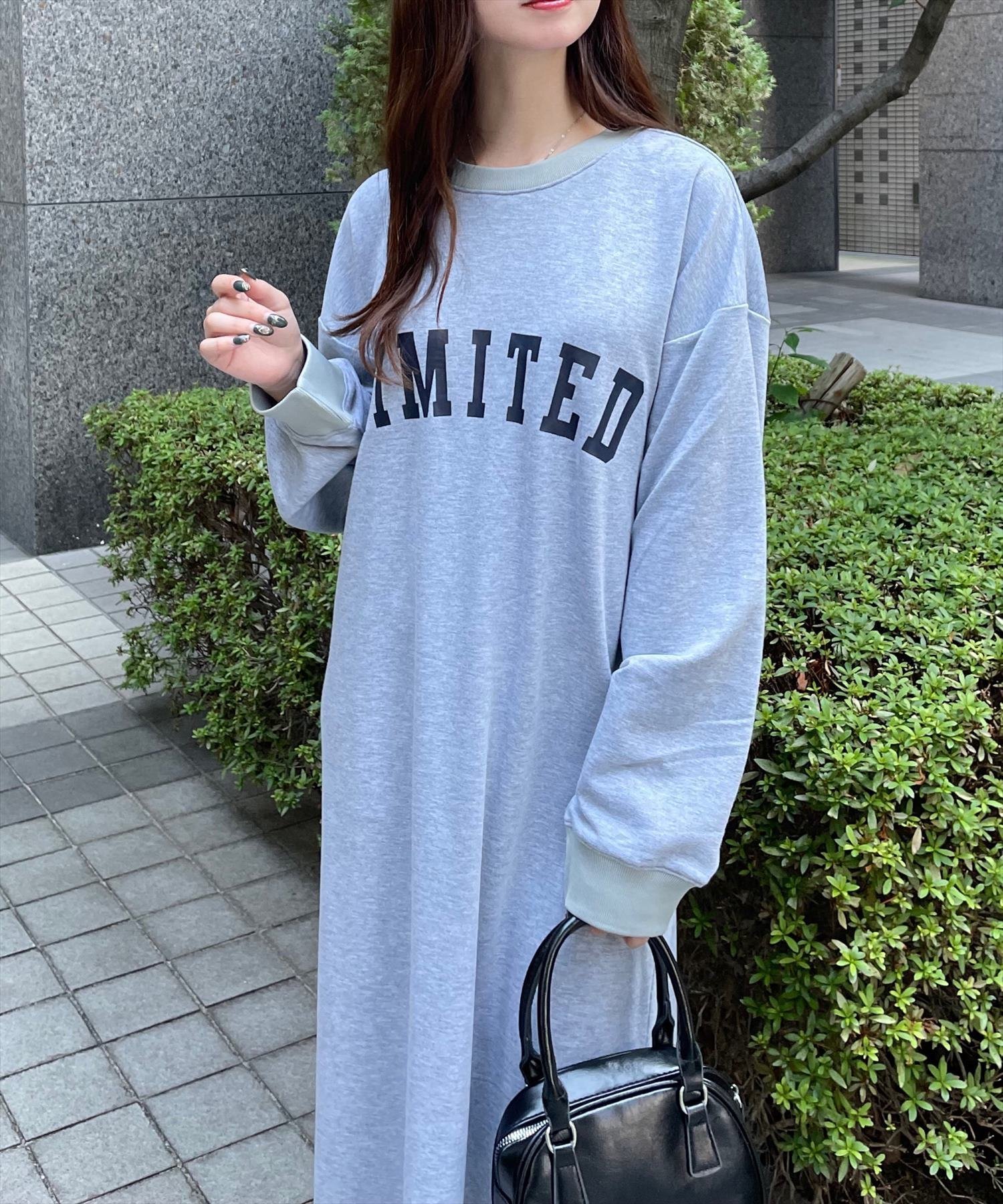 【クリア/clear】のロゴスウェットIラインロングワンピース インテリア・キッズ・メンズ・レディースファッション・服の通販 founy(ファニー) 　ファッション　Fashion　レディースファッション　Fashion for Women　ワンピース　Dresses　おすすめ　Recommended / Our Picks　キャップ　Cap, Baseball Cap　スウェット / スエット　Sweatshirt, Sweatwear　スニーカー　Sneakers, Trainers　スリット　Slit, Slit Detail　ダウン　Down, Puffer　プリント　Print, Printed Pattern　ベスト　Vest, Waistcoat　MGY|ID: prp329100004655743 ipo3291000000033673933