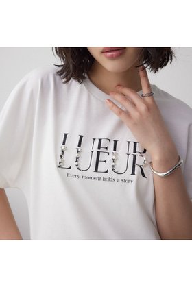 【アズール バイ マウジー/AZUL by moussy】のジュエリーアソートプリントTシャツ 人気、トレンドファッション・服の通販 founy(ファニー) ファッション Fashion レディースファッション Fashion for Women トップス・カットソー Cut & Sew Tops シャツ・ブラウス・オフィスカジュアル Elegant Blouses & Button-Ups ロングTシャツ・Tシャツ Longline T-Shirts & Tees ドレープ Drape, Draping Fabric パール Pearl, Pearl Accent ビジュー Bijou, Jewel-like Accent フロント Front, Front Design プリント Print, Printed Pattern |ID:prp329100004655751