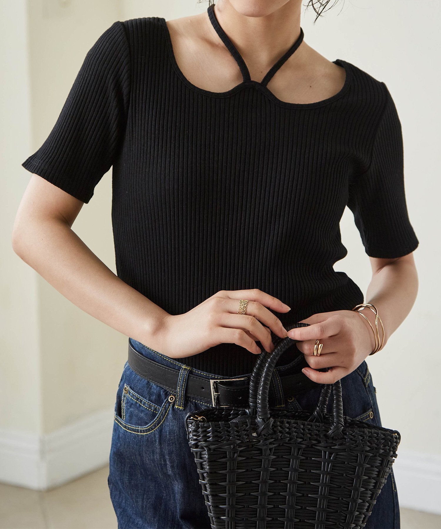 【ラナン/Ranan】のRanan/ホルターネックリブトップス インテリア・キッズ・メンズ・レディースファッション・服の通販 founy(ファニー) 　ファッション　Fashion　レディースファッション　Fashion for Women　トップス・カットソー　Cut & Sew Tops　ウェーブ　Wavy Pattern　ヴィンテージ　Vintage Style　カットソー　Cut and Sewn Top　カーゴパンツ　Cargo Pants, Utility Pants　ショート　Short, Short Length　スリム　Slim, Slim Fit　デコルテ　Décolleté, Neckline　デニム　Denim, Jeans Material　フィット　Fit, Slim Fit　ポケット　Pocket, Pocket Detail　リブニット　Rib Knit, Ribbed Knit　ワイド　Wide, Wide Fit　おすすめ　Recommended / Our Picks　ブラック|ID: prp329100004655767 ipo3291000000033674242