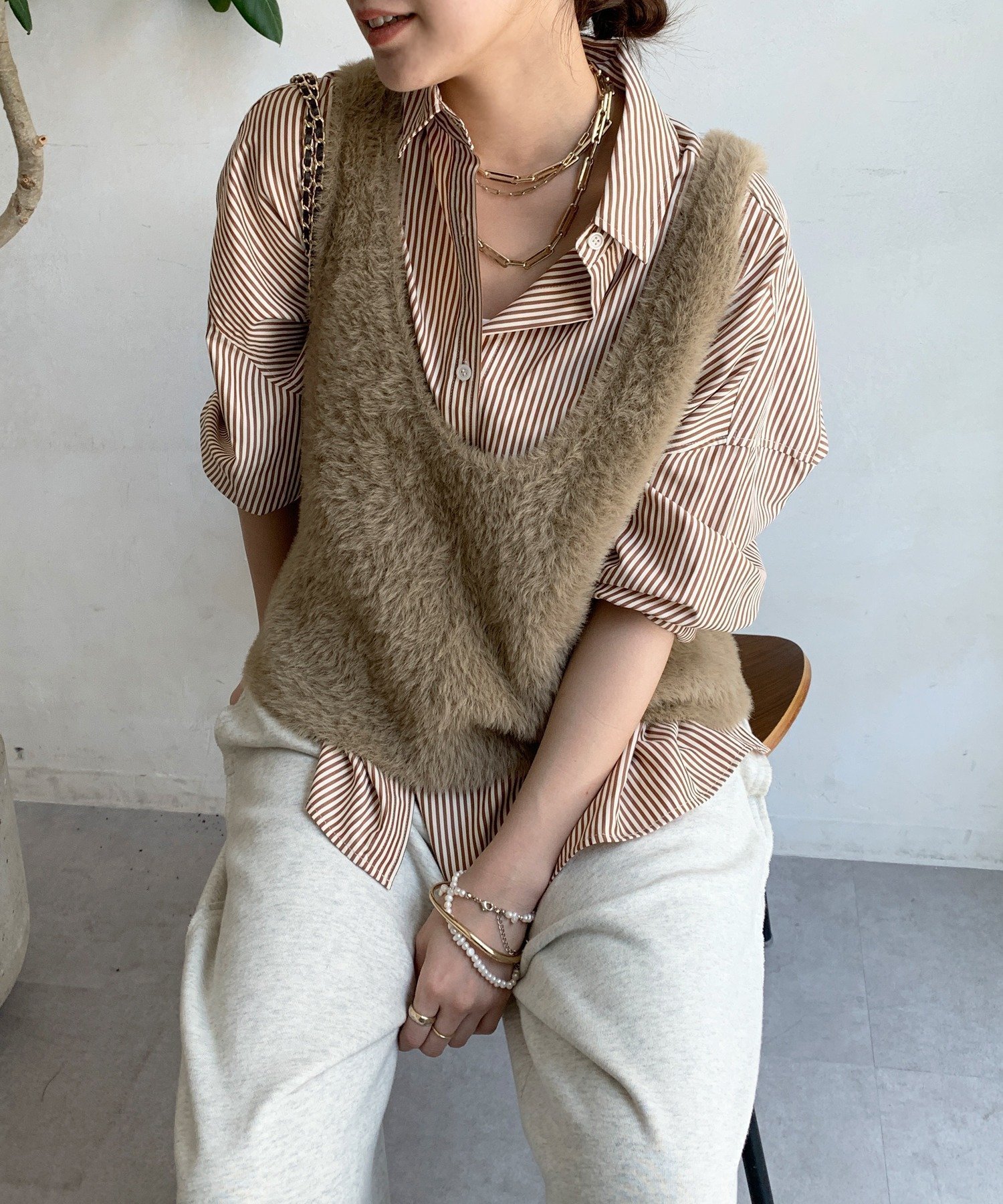 【ドゥドゥ/DouDou】の前後2WAYシャギーニットタンクベスト 人気、トレンドファッション・服の通販 founy(ファニー) 　ファッション　Fashion　レディースファッション　Fashion for Women　アウター　Coat / Outerwear Collection　トップス・カットソー　Cut & Sew Tops　ニット　Knit Tops & Sweaters　ベスト&ジレ / 重ね着スタイル　Vests & Gilets　インナー　Innerwear　カットソー　Cut and Sewn Top　キャミ　Camisole, Cami Top　トレンド　Trend, Trending Now　ベスト　Vest, Waistcoat　ベーシック　Basic, Essential　A/W・秋冬　Autumn/Winter　冬　Winter / This Winter　再入荷　Restock / Back in Stock　おすすめ　Recommended / Our Picks　2025年　2025　2025-2026秋冬・A/W　Autumn/Winter 2025–26 AW25–26　 other-1|ID: prp329100004655994 ipo3291000000033676654