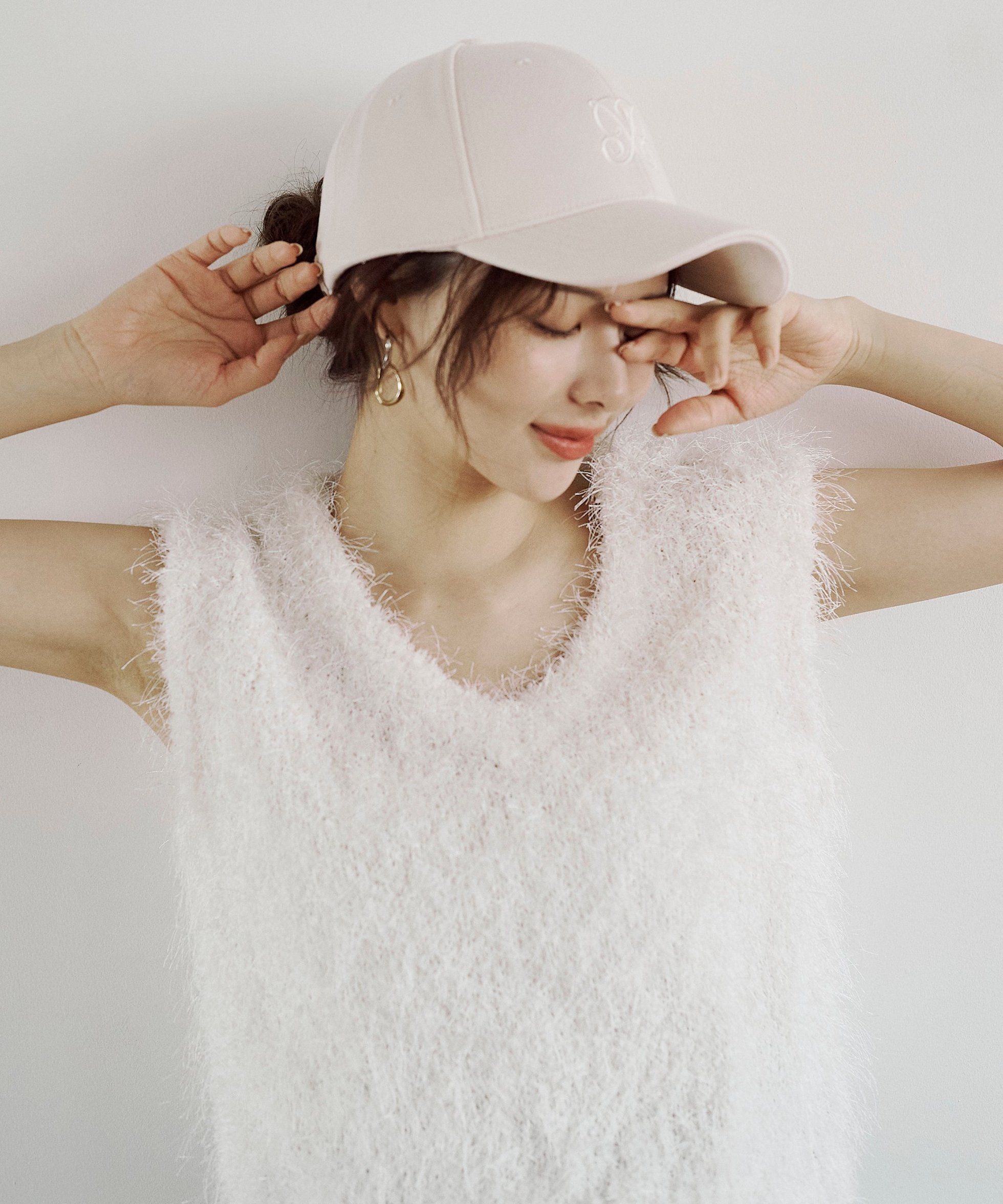 【プロポーション ボディドレッシング/PROPORTION BODY DRESSING】のハンドウォッシャブル フェザーノースリニット インテリア・キッズ・メンズ・レディースファッション・服の通販 founy(ファニー) 　ファッション　Fashion　レディースファッション　Fashion for Women　トップス・カットソー　Cut & Sew Tops　ニット　Knit Tops & Sweaters　おすすめ　Recommended / Our Picks　デニム　Denim, Jeans Material　ノースリーブ　Sleeveless, No-Sleeve　フェザー　Feather, Feather Detail　フェミニン　Feminine, Girly　夏　Summer　エクリュ1|ID: prp329100004656209 ipo3291000000033678680