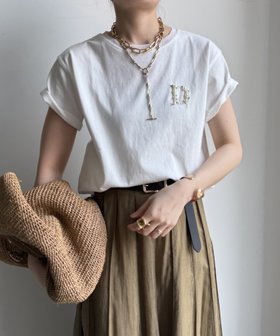 【ドゥドゥ/DouDou】のDビジューTEE 人気、トレンドファッション・服の通販 founy(ファニー) ファッション Fashion レディースファッション Fashion for Women シンプル Simple, Minimal 雑誌 Magazine, Fashion Magazine 定番 Standard, Basic Item ビジュー Bijou, Jewel-like Accent S/S・春夏 SS, Spring/Summer, Warm Season 再入荷 Restock / Back in Stock 夏 Summer エレガント 上品 Elegant 2025年 2025 2025春夏・S/S Spring/Summer 2025 SS25 |ID:prp329100004656304