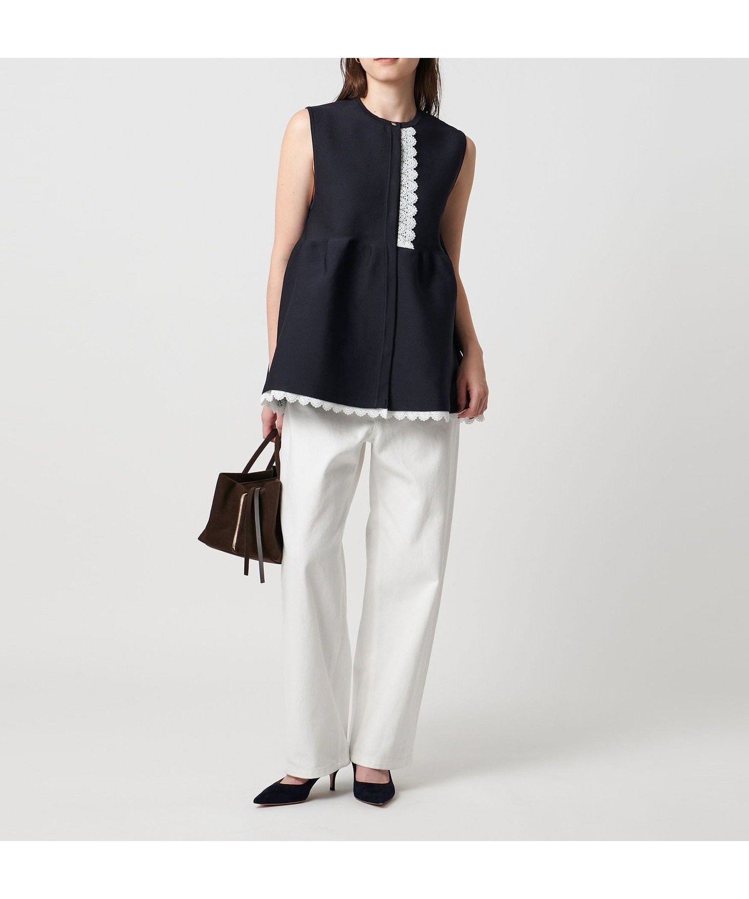 【ユナイテッドアローズ/UNITED ARROWS】のレース ペプラム ニットベスト -ウォッシャブル- インテリア・キッズ・メンズ・レディースファッション・服の通販 founy(ファニー) 　ファッション　Fashion　レディースファッション　Fashion for Women　アウター　Coat / Outerwear Collection　トップス・カットソー　Cut & Sew Tops　ニット　Knit Tops & Sweaters　ベスト&ジレ / 重ね着スタイル　Vests & Gilets　インナー　Innerwear　ウォッシャブル　Machine Washable　カットソー　Cut and Sewn Top　フロント　Front, Front Design　ベスト　Vest, Waistcoat　ペプラム　Peplum, Flared Hem　ミラノリブ　Milano Rib, Milano Stitch　メタル　Metal, Metal Parts　レース　Lace, Lace Fabric　おすすめ　Recommended / Our Picks　NAVY|ID: prp329100004656379 ipo3291000000034067196