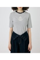 【マウジー/moussy】のREGAL EMBROIDERY Tシャツ 人気、トレンドファッション・服の通販 founy(ファニー) ファッション Fashion レディースファッション Fashion for Women トップス・カットソー Cut & Sew Tops シャツ・ブラウス・オフィスカジュアル Elegant Blouses & Button-Ups ロングTシャツ・Tシャツ Longline T-Shirts & Tees おすすめ Recommended / Our Picks エレガント 上品 Elegant クラシカル Classical, Vintage-Inspired クール Cool, Chic コンパクト Compact, Small Size ジャケット Jacket, Outerwear ボーダー Border, Stripe ミックス Mix, Mixed Style モチーフ Motif, Design Theme ワンポイント One Point, Statement Accent 人気 Popular, Best Seller 再入荷 Restock / Back in Stock thumbnail 柄WHT5|ID: prp329100004657619 ipo3291000000033722474