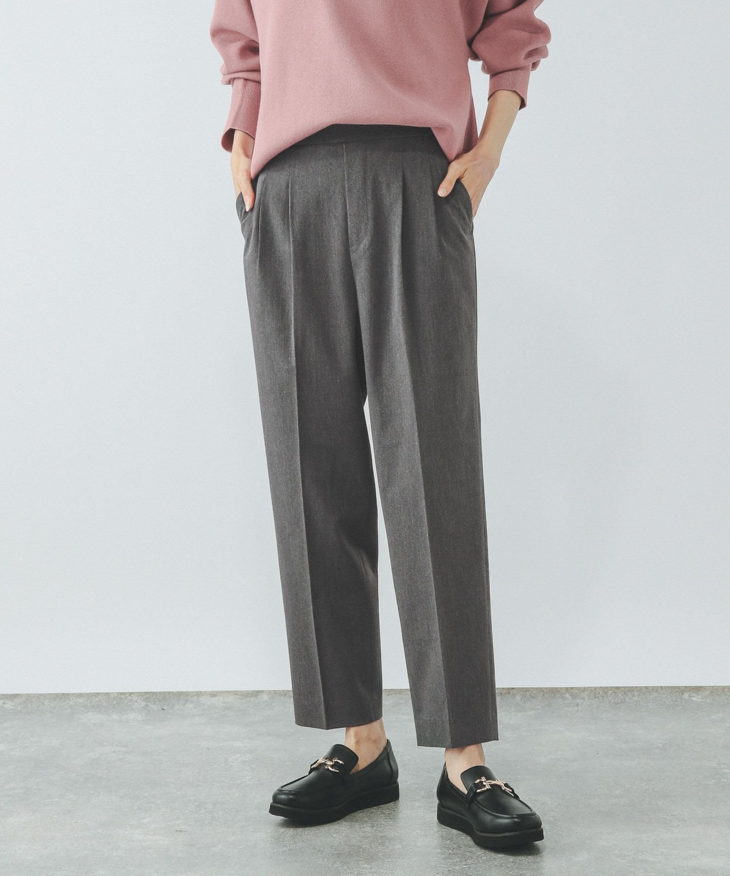 【グローバルワーク/GLOBAL WORK】の貴島明日香さん着用/ウツクシルエットテーパードパンツ/494098 インテリア・キッズ・メンズ・レディースファッション・服の通販 founy(ファニー) 　ファッション　Fashion　レディースファッション　Fashion for Women　パンツ　Pants & Trousers　秋　Autumn　キャップ　Cap, Baseball Cap　ジップ　Zip, Zipper　ジャケット　Jacket, Outerwear　ストレッチ　Stretch, Stretchy Fabric　セットアップ　Set-Up, Coordinated Outfit　センター　Center, Center Line　ツイル　Twist, Twisted Detail　人気　Popular, Best Seller　フラット　Flat, Flat Shoes　フロント　Front, Front Design　ポケット　Pocket, Pocket Detail　リラックス　Relax, Relaxed Fit　おすすめ　Recommended / Our Picks　セレモニー　Ceremony　グレー15|ID: prp329100004657674 ipo3291000000034498095