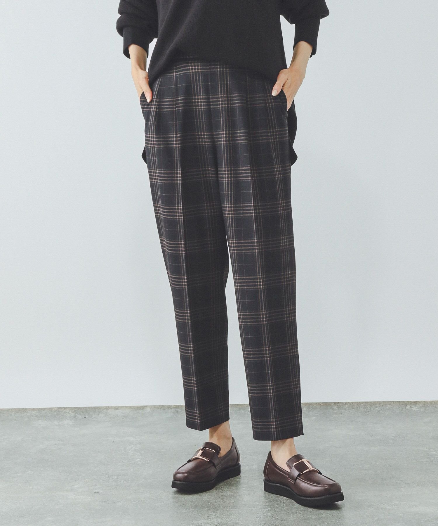 【グローバルワーク/GLOBAL WORK】の貴島明日香さん着用/ウツクシルエットテーパードパンツ/494098 インテリア・キッズ・メンズ・レディースファッション・服の通販 founy(ファニー) 　ファッション　Fashion　レディースファッション　Fashion for Women　パンツ　Pants & Trousers　秋　Autumn　キャップ　Cap, Baseball Cap　ジップ　Zip, Zipper　ジャケット　Jacket, Outerwear　ストレッチ　Stretch, Stretchy Fabric　セットアップ　Set-Up, Coordinated Outfit　センター　Center, Center Line　ツイル　Twist, Twisted Detail　人気　Popular, Best Seller　フラット　Flat, Flat Shoes　フロント　Front, Front Design　ポケット　Pocket, Pocket Detail　リラックス　Relax, Relaxed Fit　おすすめ　Recommended / Our Picks　セレモニー　Ceremony　ネイビーチェック89|ID: prp329100004657674 ipo3291000000034498099