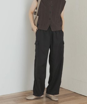 【アーバンリサーチ ドアーズ/URBAN RESEARCH DOORS】のイージーカーゴパンツ 人気、トレンドファッション・服の通販 founy(ファニー) ファッション Fashion レディースファッション Fashion for Women パンツ Pants & Trousers 2025年 2025 2025-2026秋冬・A/W Autumn/Winter 2025–26 AW25–26 冬 Winter / This Winter カーゴパンツ Cargo Pants, Utility Pants バランス Balance, Style Balance フラップ Flap, Flap Pocket ポケット Pocket, Pocket Detail ミリタリー Military, Army Style メンズ Men's, Menswear ワイド Wide, Wide Fit エレガント 上品 Elegant 定番 Standard, Basic Item A/W・秋冬 Autumn/Winter |ID:prp329100004657724