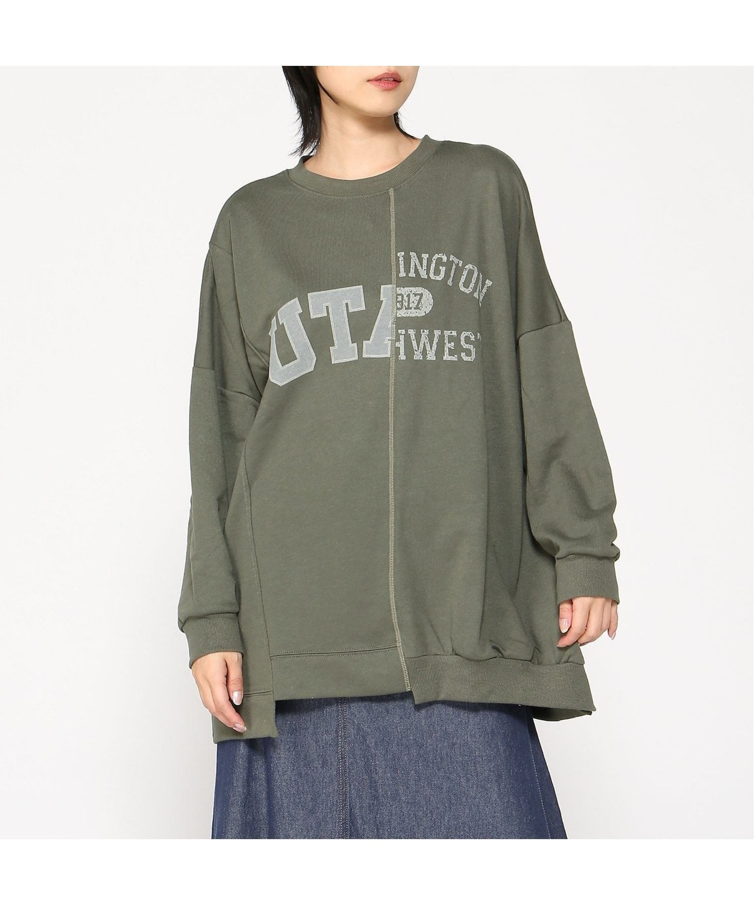 【ジーンズメイト/JEANS MATE】のC-FORT POINT/裏毛 リメイク風 チュニック インテリア・キッズ・メンズ・レディースファッション・服の通販 founy(ファニー) 　ファッション　Fashion　レディースファッション　Fashion for Women　トップス・カットソー　Cut & Sew Tops　グラフィック　Graphic, Graphic Design　チュニック　Tunic, Long Top　トレーナー　Sweatshirt, Trainer　ビッグ　Big, Oversized　フロント　Front, Front Design　リメイク　Remake, Reconstructed　カーキ|ID: prp329100004657934 ipo3291000000033827195