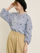 【サマンサモスモス/Samansa Mos2】のストライプ総花柄刺繍バンドカラーシャツ 人気、トレンドファッション・服の通販 founy(ファニー) ファッション Fashion レディースファッション Fashion for Women トップス・カットソー Cut & Sew Tops シャツ・ブラウス・オフィスカジュアル Elegant Blouses & Button-Ups 花柄・フラワープリント・モチーフ Floral Prints & Motifs / Flower Pattern Tops ストライプ Stripe, Striped Pattern thumbnail ブルー|ID: prp329100004657987 ipo3291000000033851778