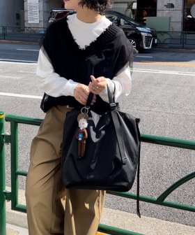 【イア パピヨネ/ear PAPILLONNER】の《A4サイズ対応》アジャスタートートバッグ 人気、トレンドファッション・服の通販 founy(ファニー) ファッション Fashion レディースファッション Fashion for Women バッグ Bags おすすめ Recommended / Our Picks ショルダー Shoulder, Shoulder Strap ドット Polka Dot, Dot Pattern ポケット Pocket, Pocket Detail マグネット Magnet, Magnetic Closure ビジネス 仕事 通勤 Business / Work / Commuting |ID:prp329100004657990