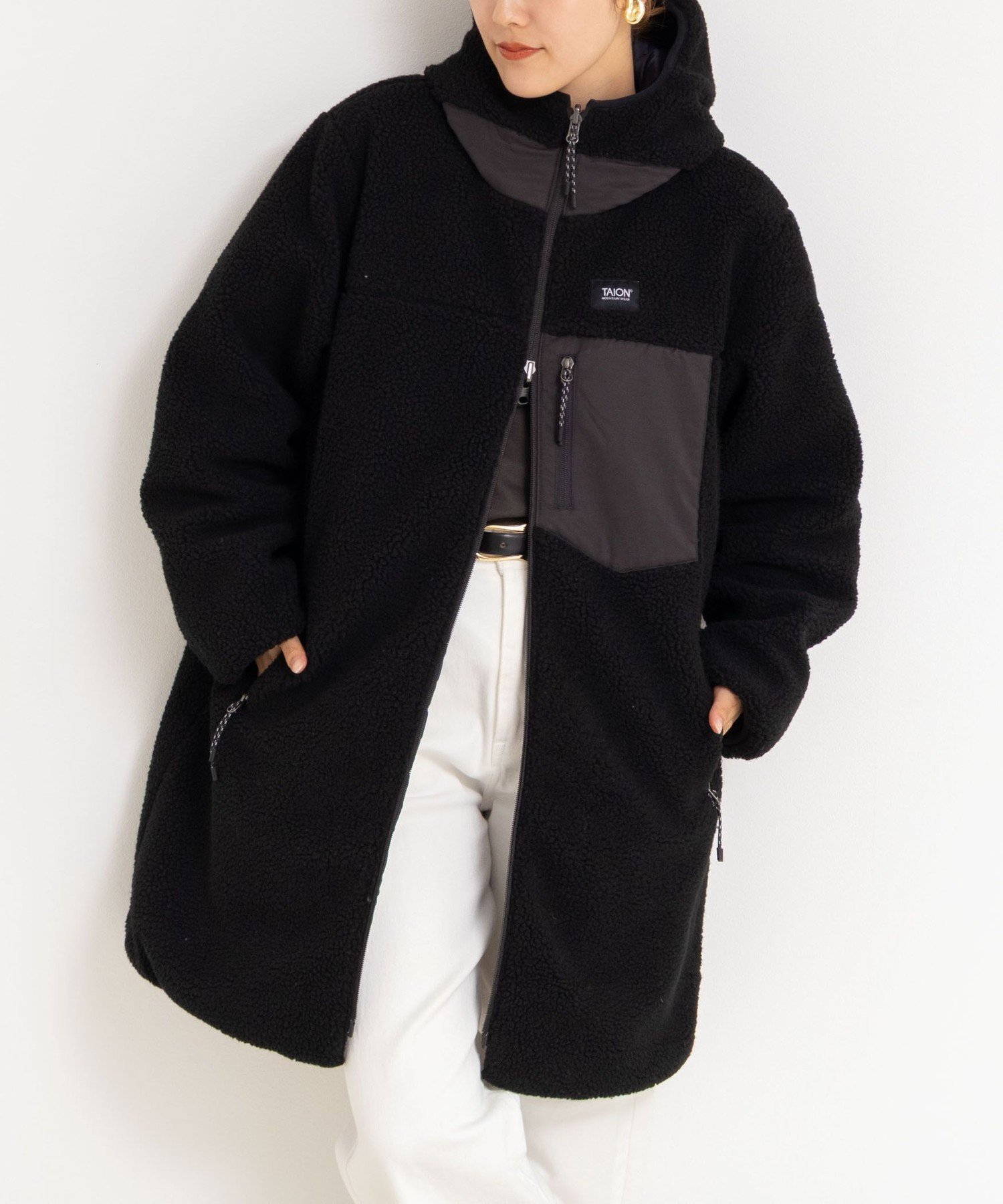 【ノーリーズ/NOLLEY'S】の【WEB限定】【TAION/タイオン】別注ボア×ダウンフードコート(リバーシブル) インテリア・キッズ・メンズ・レディースファッション・服の通販 founy(ファニー) 　ファッション　Fashion　レディースファッション　Fashion for Women　アウター　Coat / Outerwear Collection　コート・ロングコート・ピーコート　Long Coats, Peacoats & More　インナー　Innerwear　キルティング　Quilted, Quilting　ダウン　Down, Puffer　ダブル　Double, Double-Breasted　定番　Standard, Basic Item　人気　Popular, Best Seller　ポケット　Pocket, Pocket Detail　別注　Limited Edition, Custom Order　リバーシブル　Reversible, Two-Sided　ロング　Long, Long-Length　おすすめ　Recommended / Our Picks　2025年　2025　2025-2026秋冬・A/W　Autumn/Winter 2025–26 AW25–26　ブラック|ID: prp329100004658331 ipo3291000000035596781