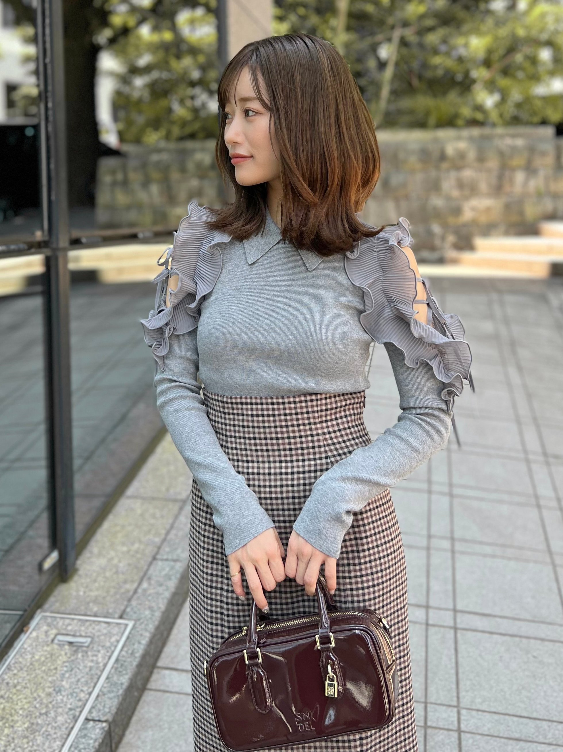 【スナイデル/SNIDEL】のプリーツフリルニットプルオーバー インテリア・キッズ・メンズ・レディースファッション・服の通販 founy(ファニー) 　ファッション　Fashion　レディースファッション　Fashion for Women　トップス・カットソー　Cut & Sew Tops　ニット　Knit Tops & Sweaters　カジュアルプルオーバー・ニットトップス　Pullovers & Knit Tops / Casual Pullovers　ウェーブ　Wavy Pattern　今季　This Season, Current Season　ショルダー　Shoulder, Shoulder Strap　スマート　Smart, Elegant　ドッキング　Docking, Mixed Material　定番　Standard, Basic Item　人気　Popular, Best Seller　フィット　Fit, Slim Fit　フェミニン　Feminine, Girly　フリル　Frill, Ruffle　プリーツ　Pleats, Pleated　ボトム　Bottoms, Lower Wear　リボン　Ribbon, Bow　おすすめ　Recommended / Our Picks　GRY[006]|ID: prp329100004659208 ipo3291000000034341146