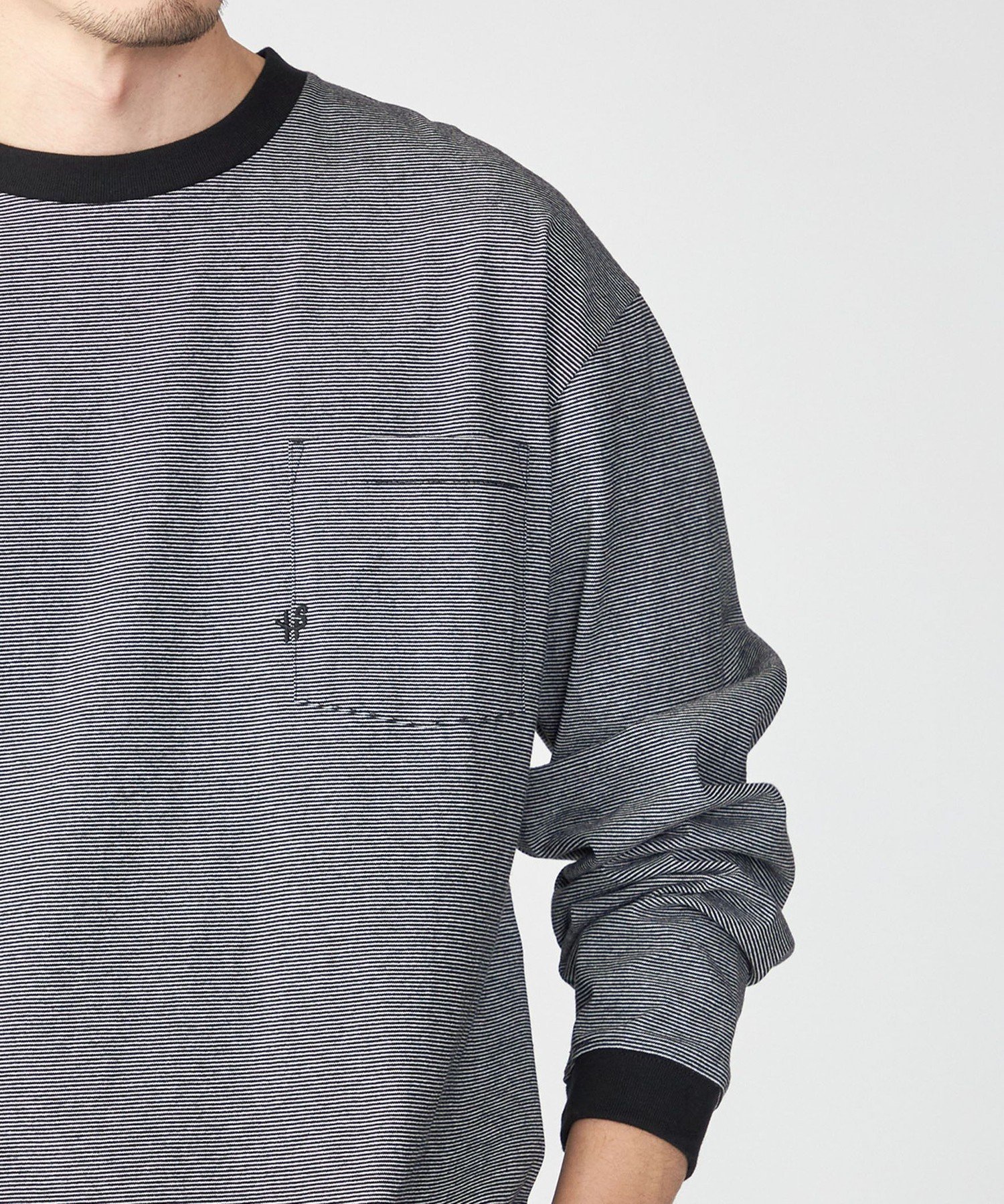 【シップス フォー ウィメン/SHIPS】の【WEB限定】SHIPS 汗染み防止加工 ワンポイントロゴ ビッグシルエットヘビーウェイトTシャツ インテリア・キッズ・メンズ・レディースファッション・服の通販 founy(ファニー) ファッション Fashion レディースファッション Fashion for Women トップス・カットソー Cut & Sew Tops シャツ・ブラウス・オフィスカジュアル Elegant Blouses & Button-Ups ロングTシャツ・Tシャツ Longline T-Shirts & Tees インナー Innerwear クッション Cushion, Throw Pillow トレンド Trend, Trending Now バランス Balance, Style Balance ビッグ Big, Oversized ベーシック Basic, Essential ボックス Boxy, Box Shape ポケット Pocket, Pocket Detail ワンポイント One Point, Statement Accent おすすめ Recommended / Our Picks チャコールグレー|ID: prp329100004659237 ipo3291000000034511609