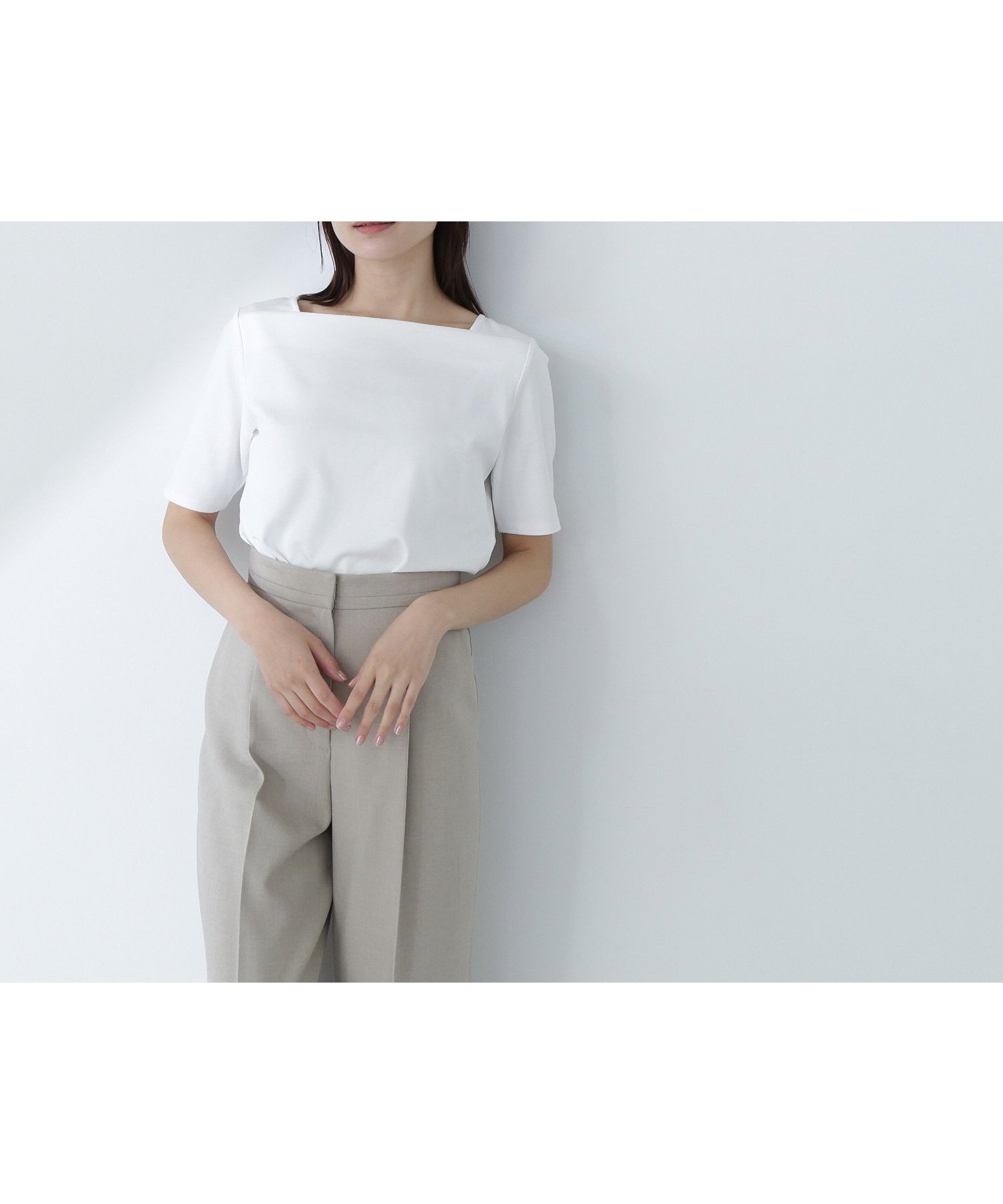 【ナチュラル ビューティー ベーシック/NATURAL BEAUTY BASIC】のベーシックTシャツシリーズ スクエアネック インテリア・キッズ・メンズ・レディースファッション・服の通販 founy(ファニー) 　ファッション　Fashion　レディースファッション　Fashion for Women　トップス・カットソー　Cut & Sew Tops　シャツ・ブラウス・オフィスカジュアル　Elegant Blouses & Button-Ups　ロングTシャツ・Tシャツ　Longline T-Shirts & Tees　なめらか　Smooth, Silky Texture　カットソー　Cut and Sewn Top　コンパクト　Compact, Small Size　ジャケット　Jacket, Outerwear　スクエア　Square, Square Shape　ベーシック　Basic, Essential　人気　Popular, Best Seller　定番　Standard, Basic Item　オフ1|ID: prp329100004659332 ipo3291000000033721171